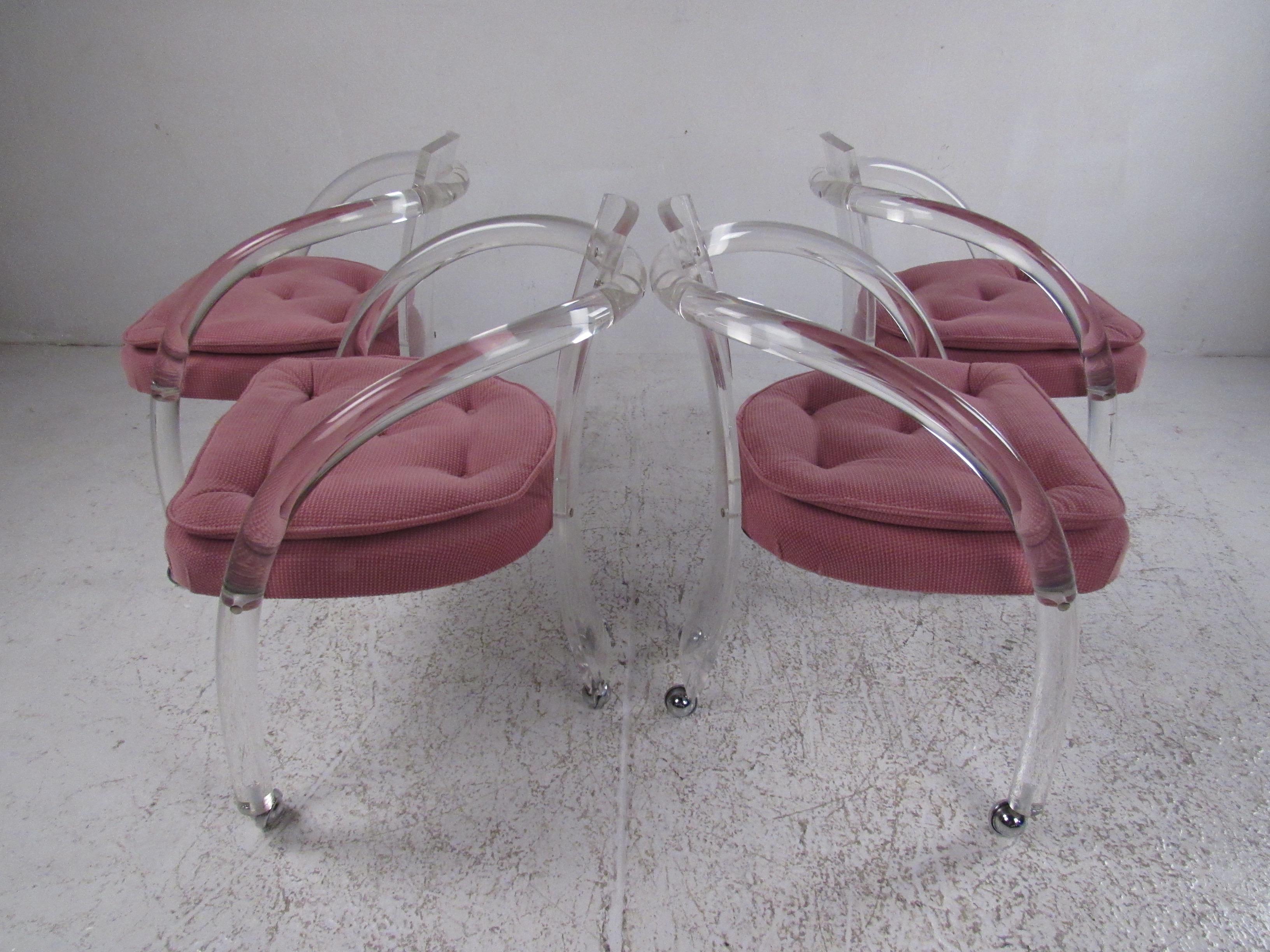 Set of Four Vintage Modern Tubular Lucite Dining Chairs In Good Condition In Brooklyn, NY