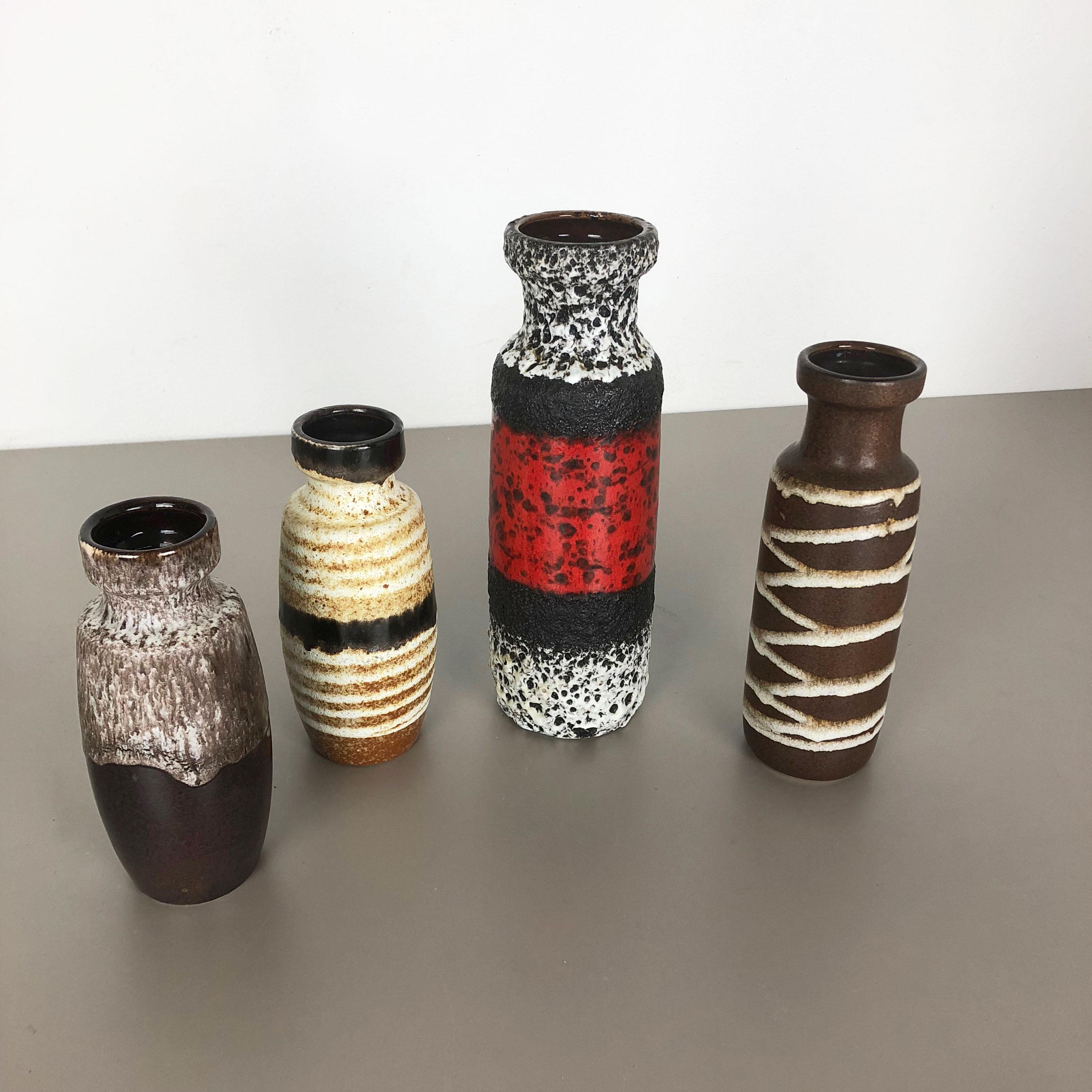 Mid-Century Modern Ensemble de quatre vases multicolores en poterie de lave grasse de Scheurich, Allemagne en vente