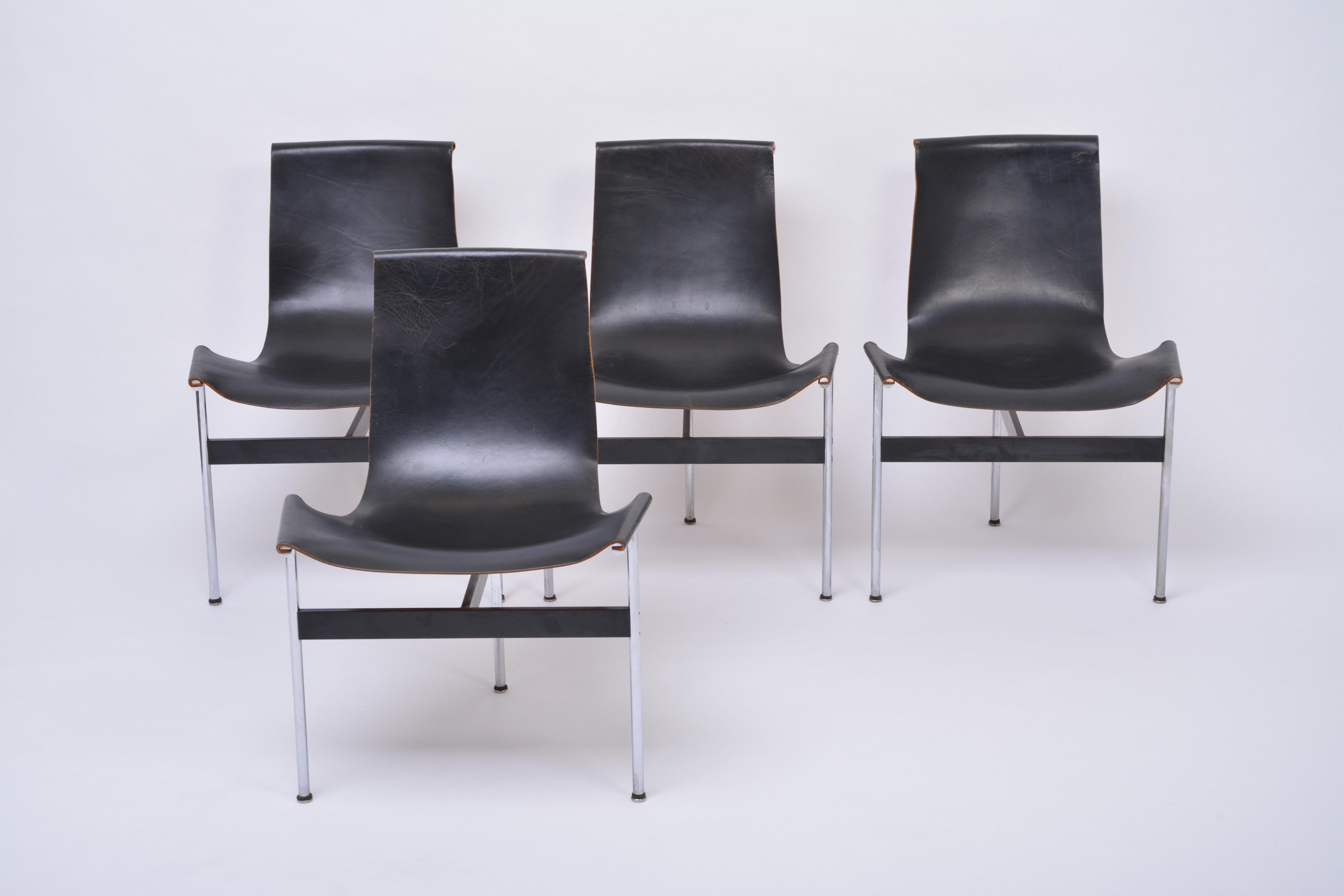 Set of Four Midcentury T-Chairs in black Leather by Katavolos, Littell and Kelly
In 1952 William Katavolos, Douglas Kelley and Ross Littell designed the so called T-chair for Laverne in 1952. The steel frame holds the leather by means of three