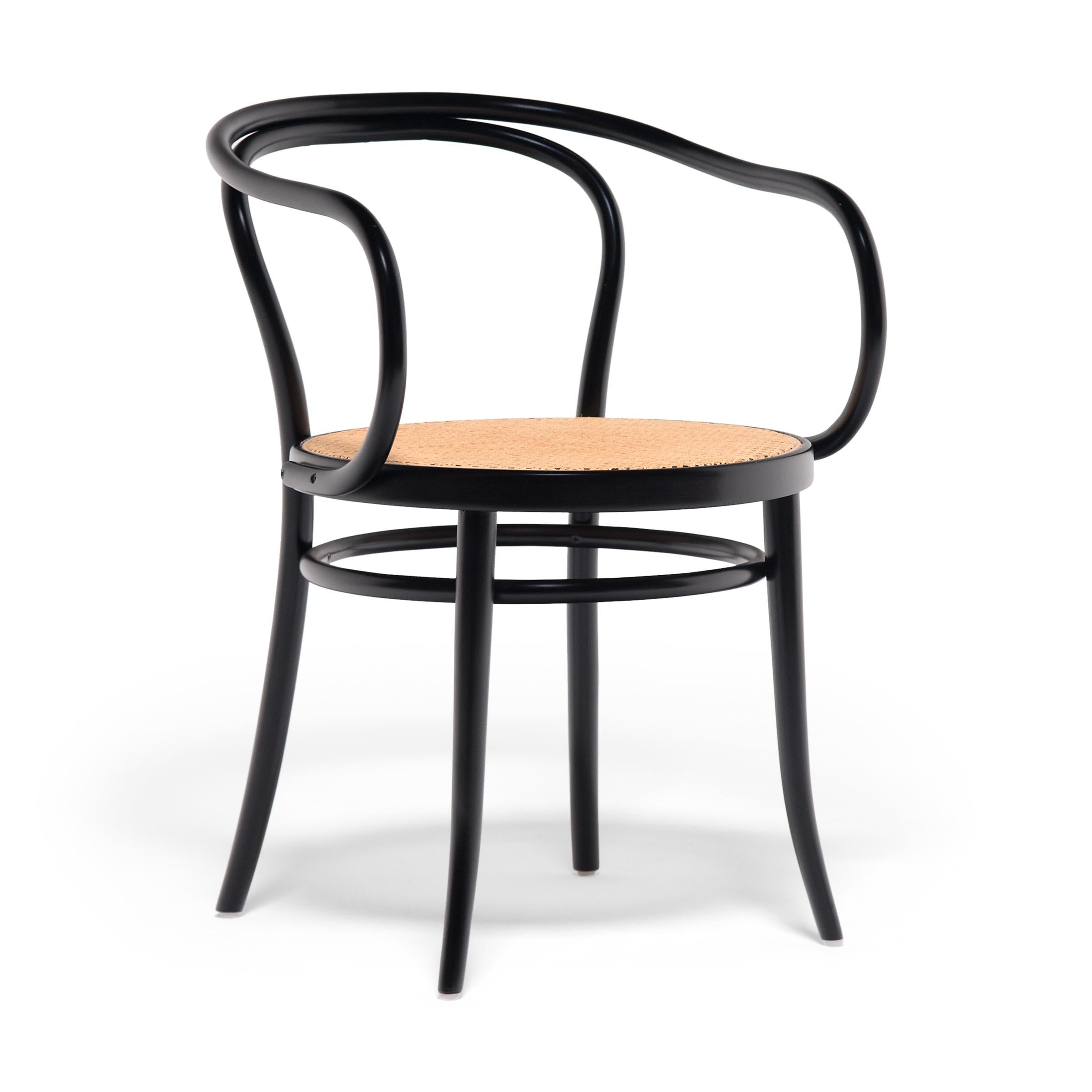 With clean lines and a light, open frame, this Thonet side chair exemplifies the elegance of bentwood furniture. Patented in the mid-19th century by master joiner Michael Thonet, bentwood furniture design is the innovative process of bending