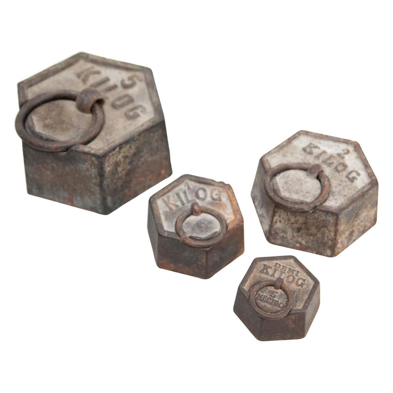 Set of Four Vintage Weights, circa 1920 4