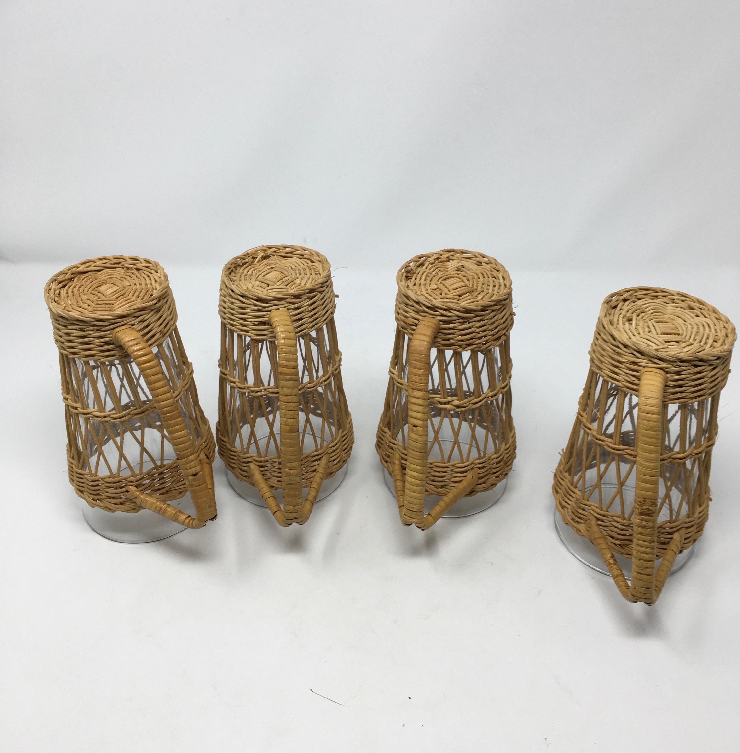 Set of Four Vintage Wicker Rattan Glass Holders with Tumblers In Good Condition In Houston, TX
