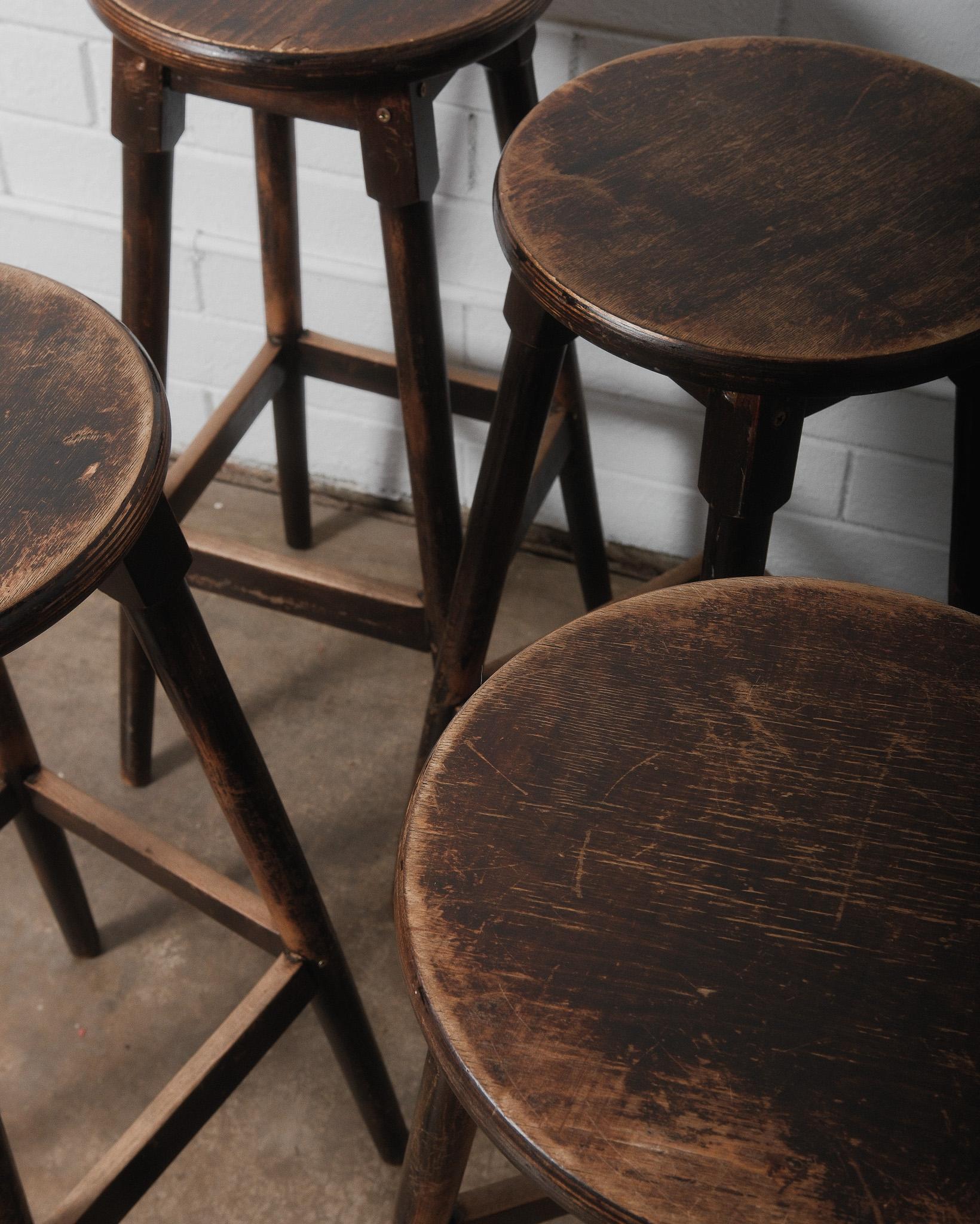 Set of Four Vintage Wooden Bar Stools In Good Condition For Sale In High Point, NC