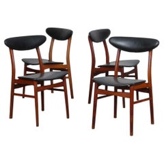 Ensemble de quatre chaises en bois vintage de style scandinave, années 60