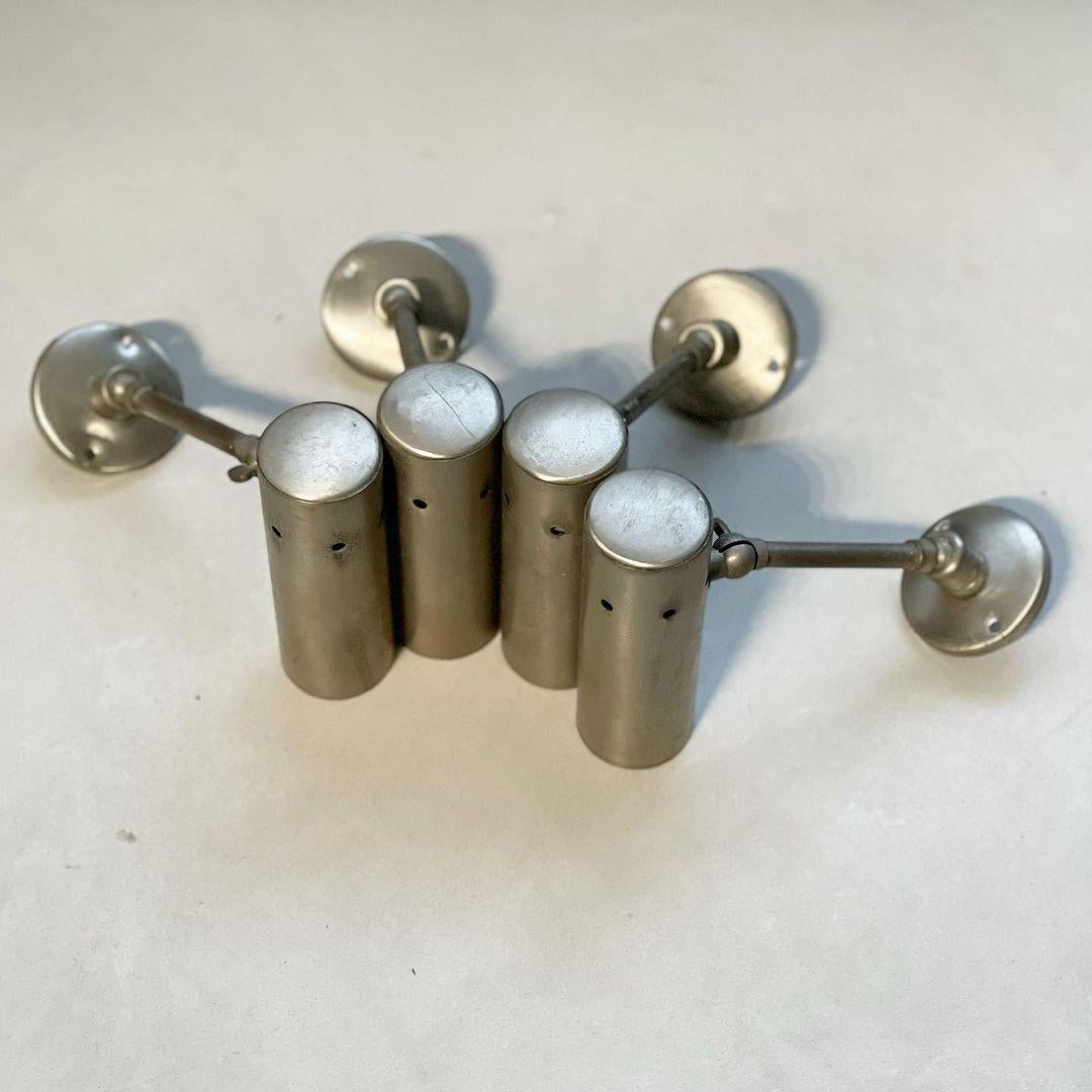 Mid-Century moderno Set di quattro faretti da parete in metallo, anni '60, luci per il soggiorno, lampada decorativa