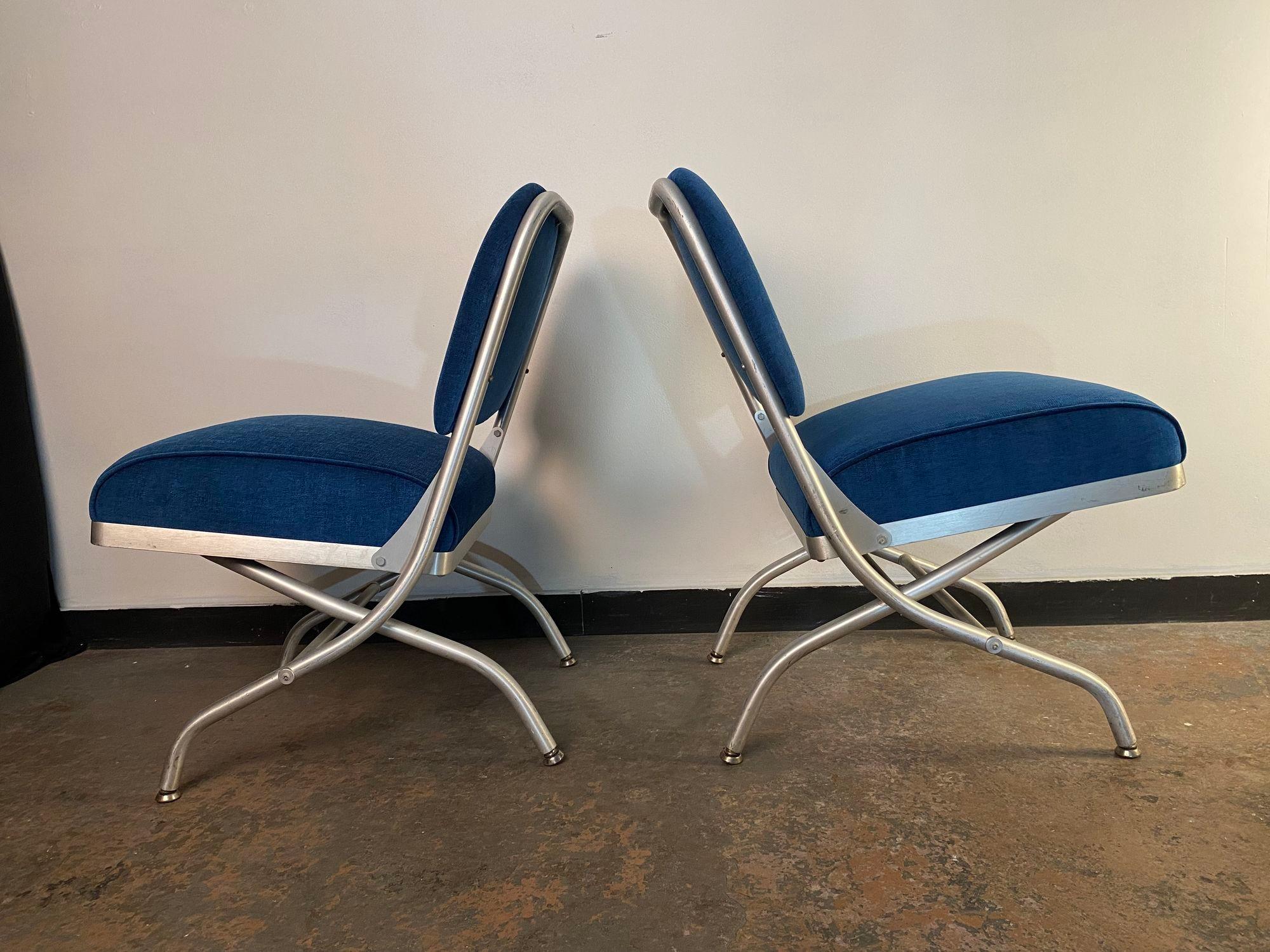 Set of Four Warren McArthur Aluminum & Blue Velvet chairs In Good Condition For Sale In Asbury Park, NJ