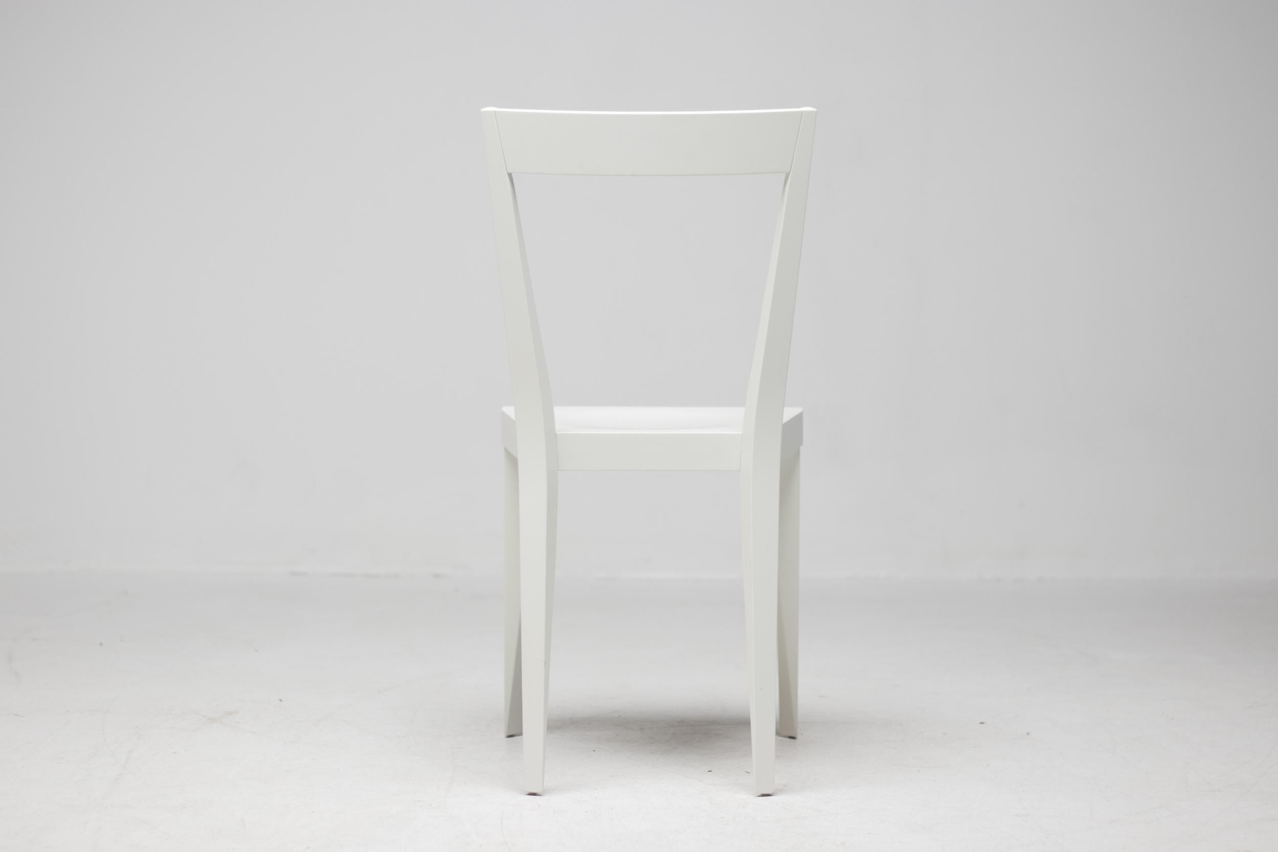 Set of Four White Gio Ponti Livia Chairs In Good Condition For Sale In Dronten, NL