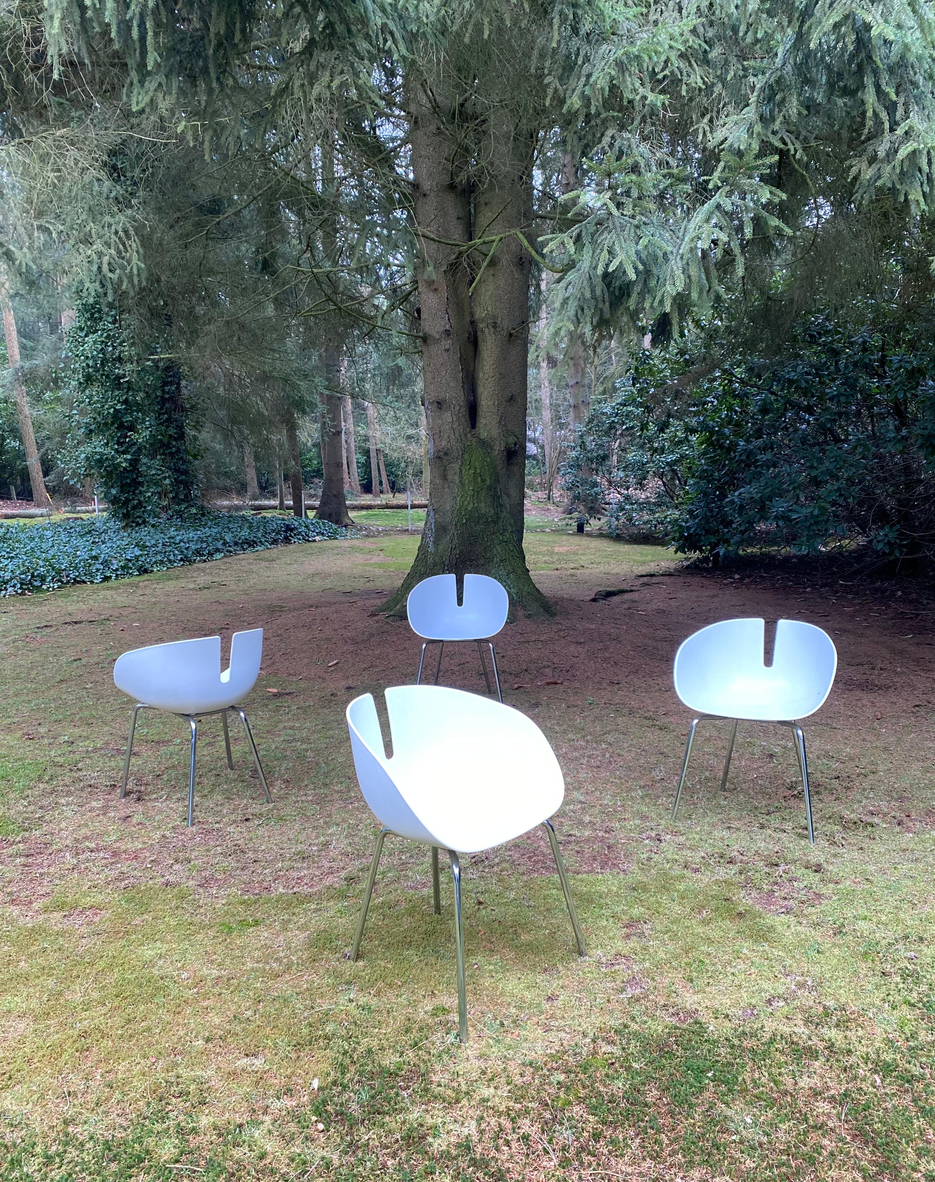 Italian Set of Four White Moroso Chairs, Model Fjord, by Patricia Urquiola 2002 For Sale
