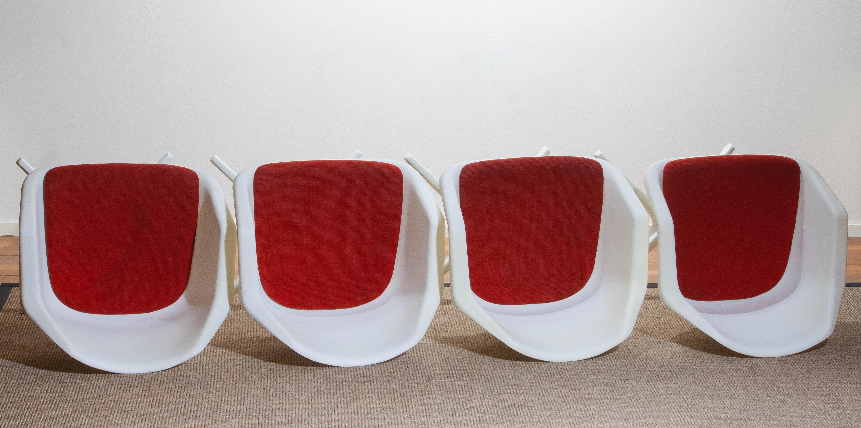 Set of Four White Swivel Chair by Robin Day for Hille, France, 1960 6