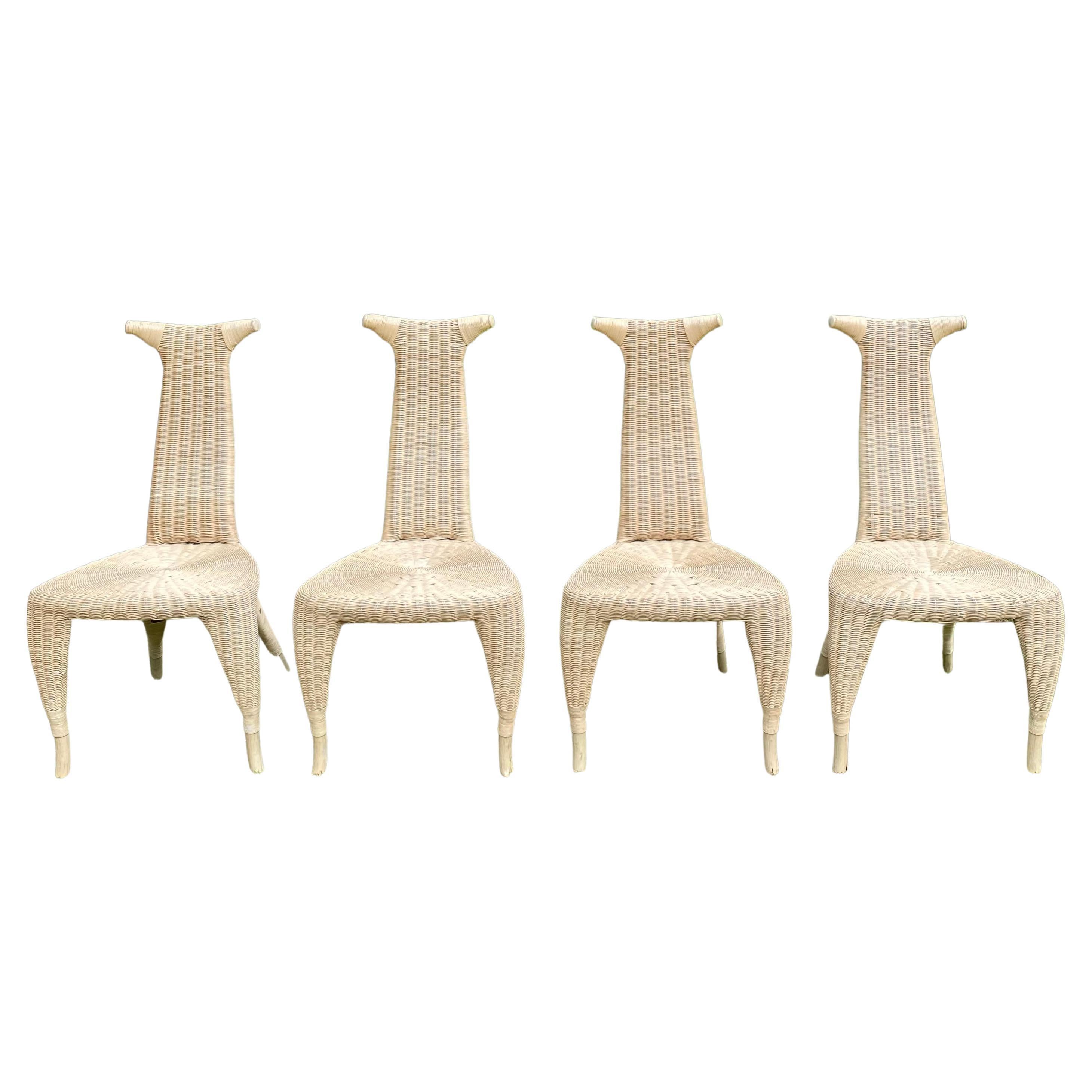 Ensemble de quatre chaises de salle à manger en osier Pierantonio Bonacina, modèle Carmen en vente