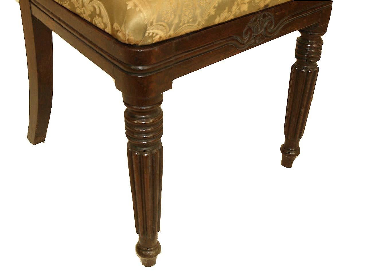 Set of Four William 4th Carved Rosewood Side Chairs For Sale 1