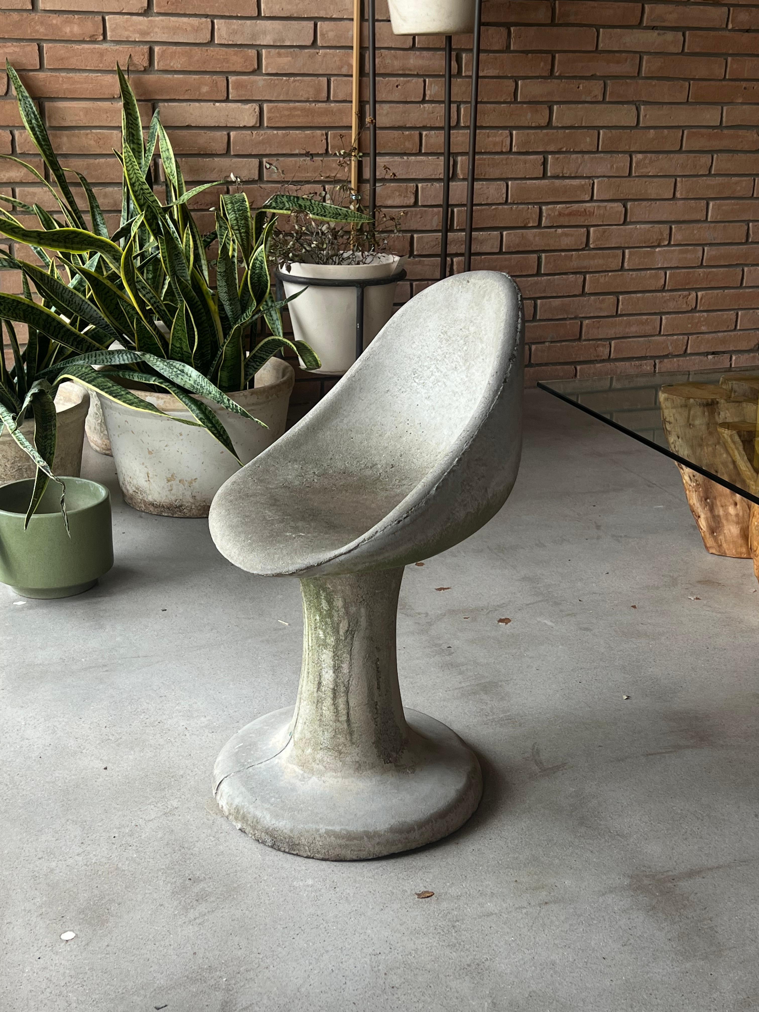 Set of Four Willy Guhl Style Concrete Tulip Chairs, Patio/Garden 2