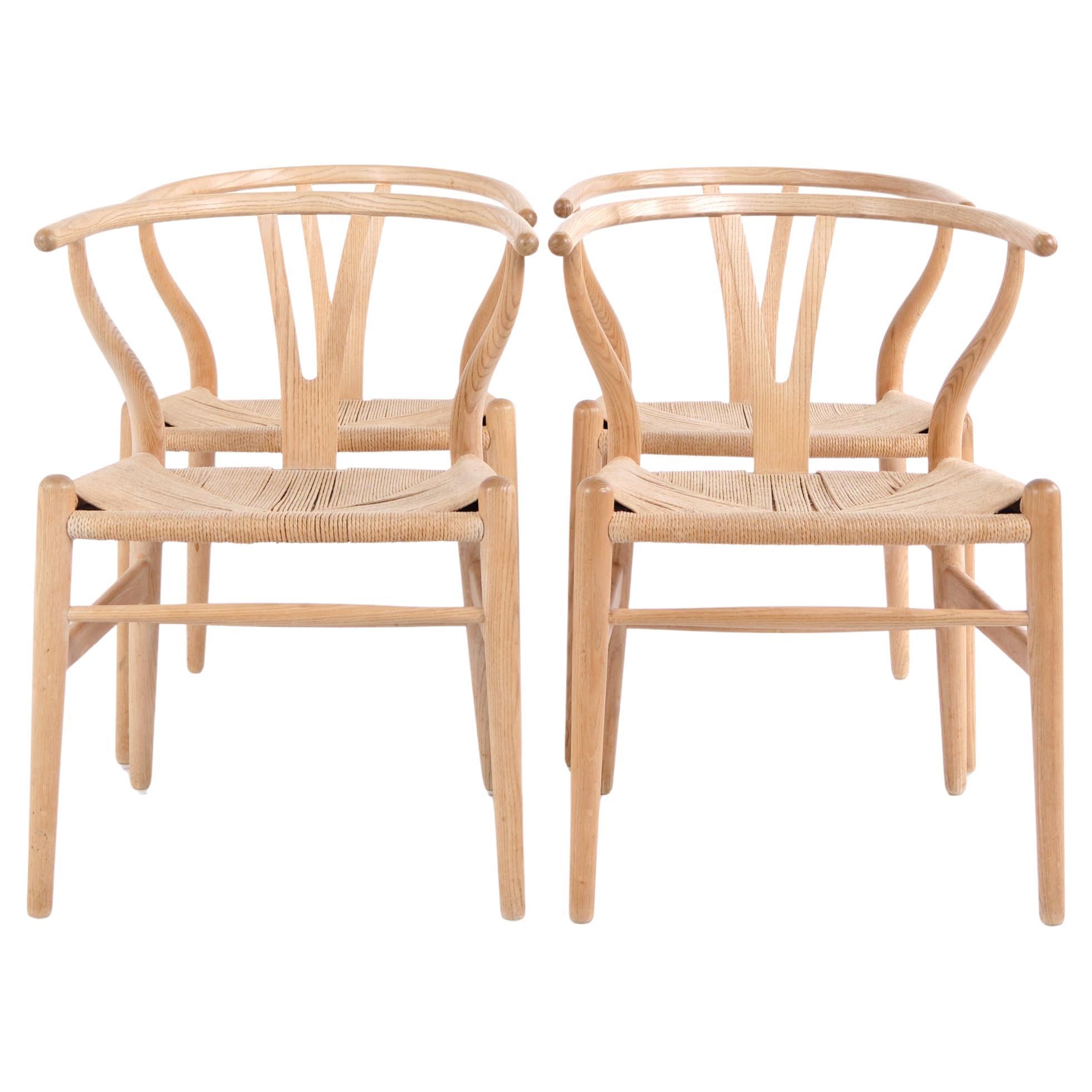 Set of four Wishbone Chairs in Oak model "CH24" By Hans J. Wegner 
Carl Hansen For Sale