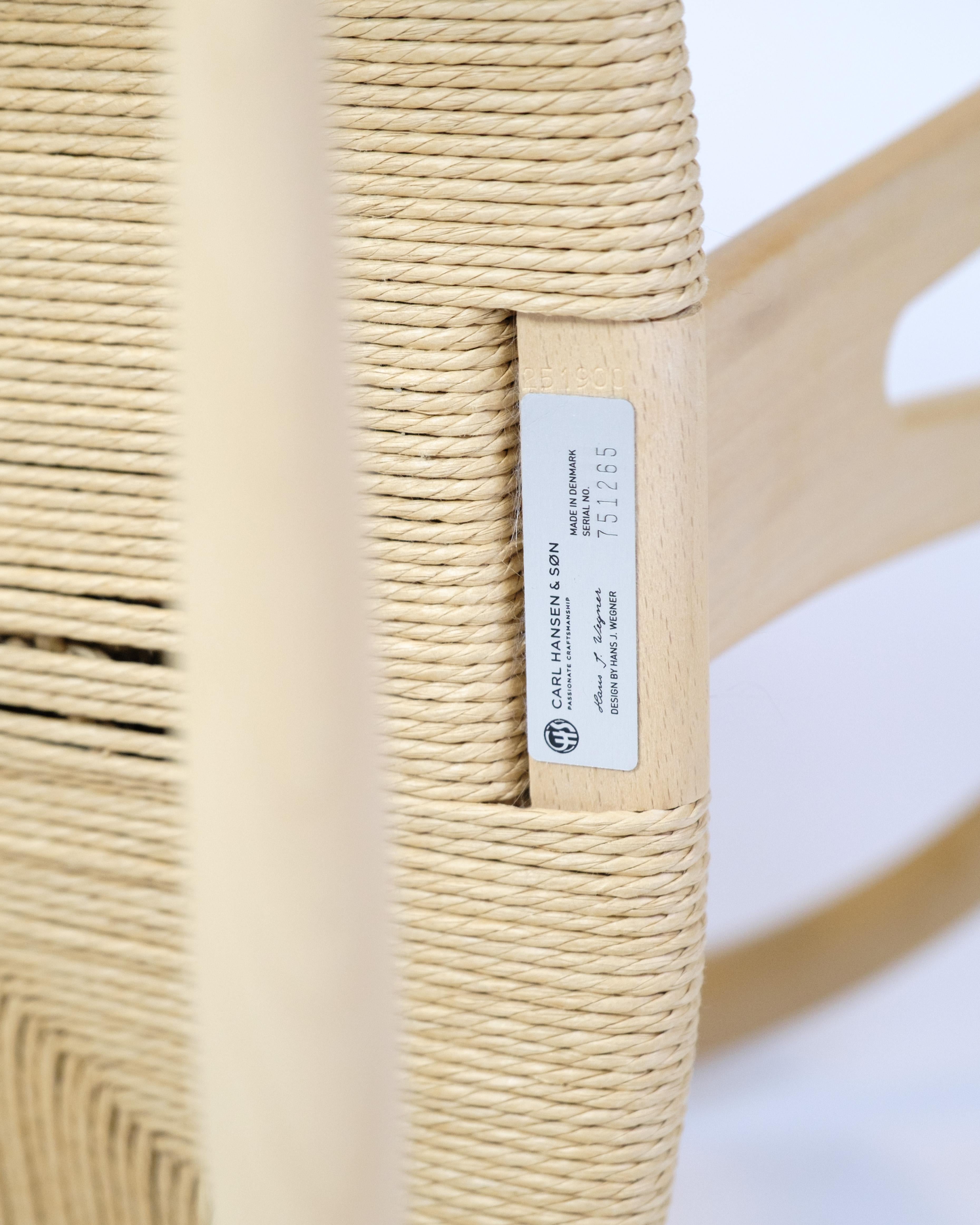 Ensemble de quatre chaises Wishbone modèle Ch24 fabriquées en hêtre par Hans J. Wegner en vente 3