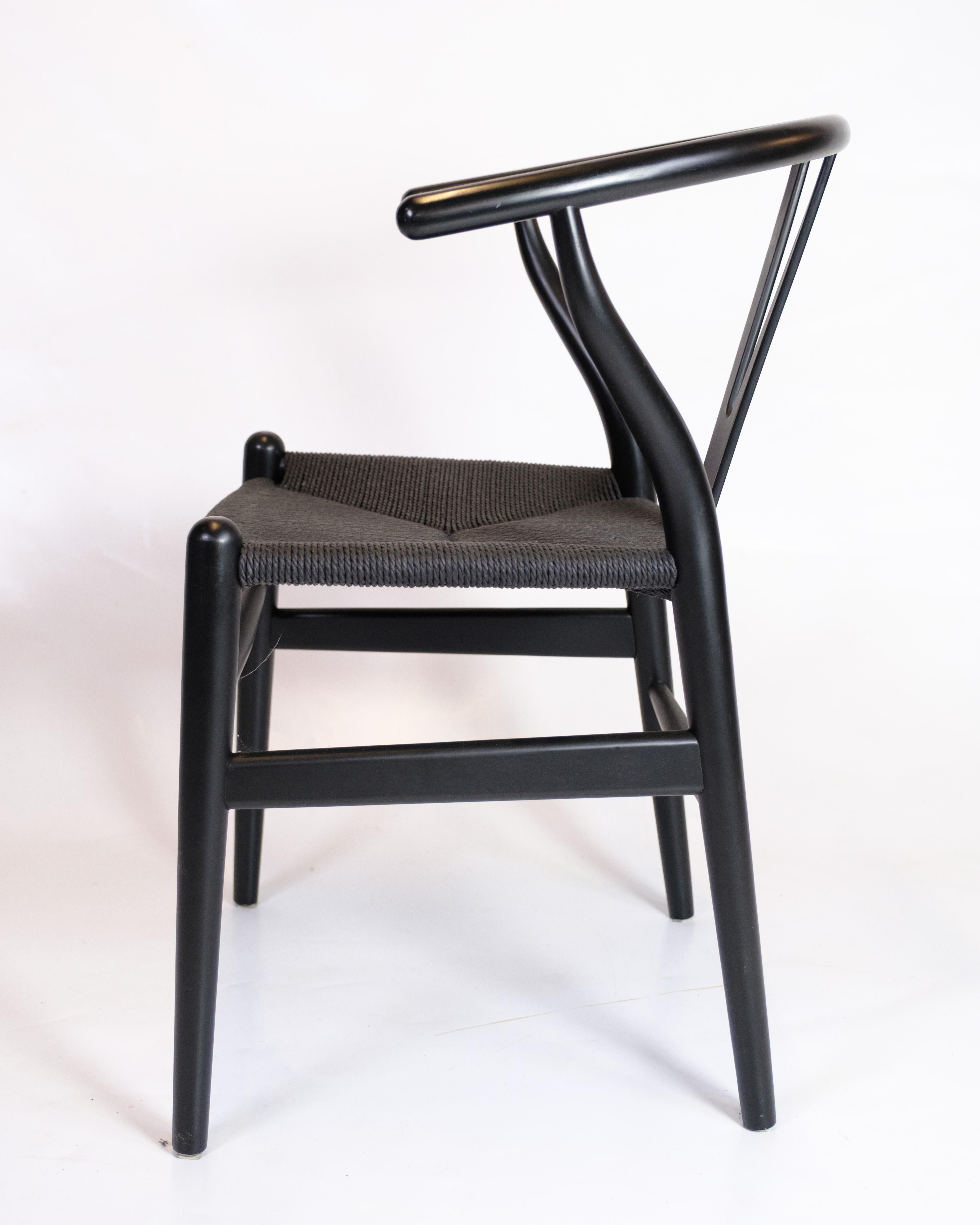 Set di quattro sedie Wishbone modello CH24 in nero di Hans J. Wegner in vendita 3