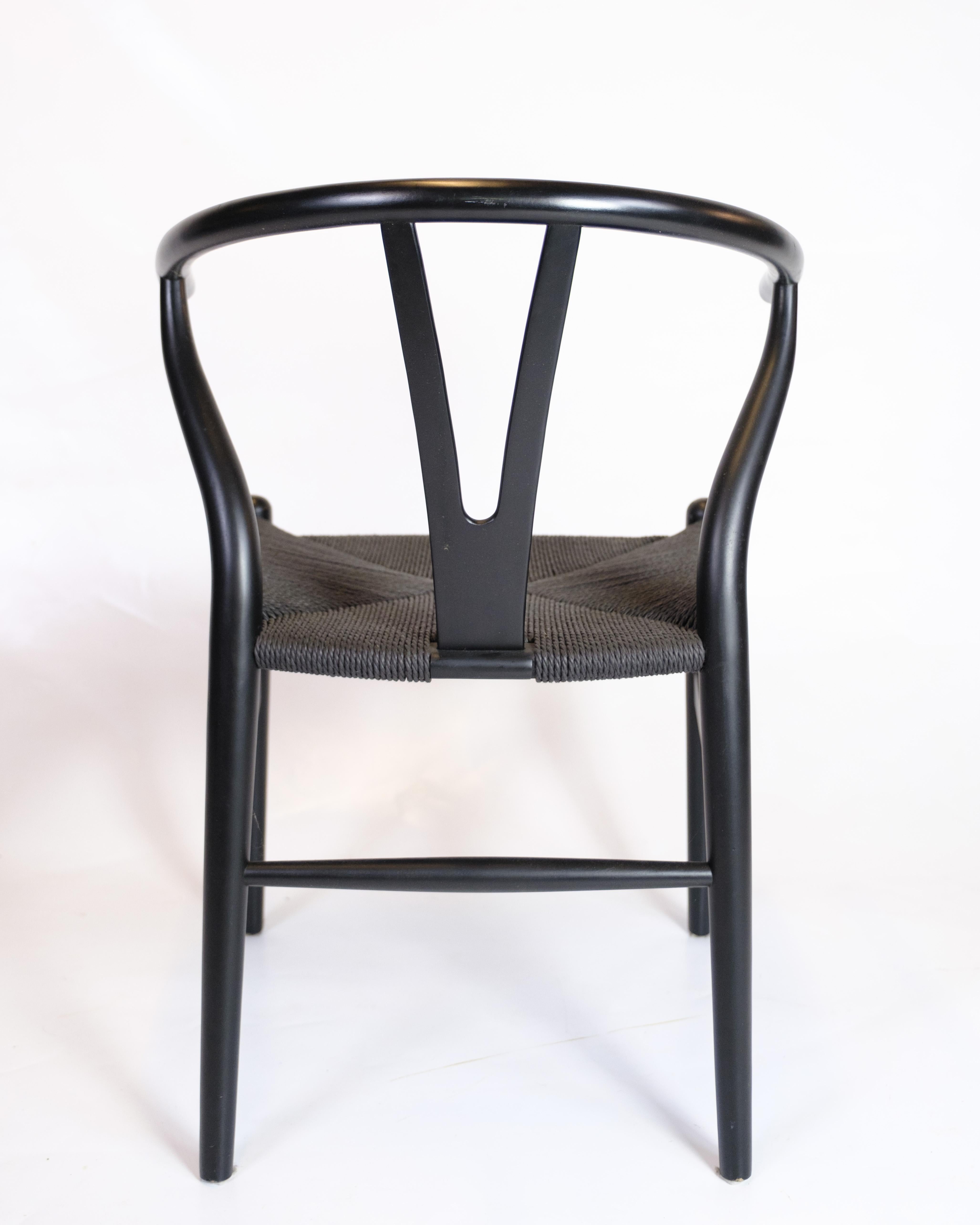 Set di quattro sedie Wishbone modello CH24 in nero di Hans J. Wegner in vendita 4