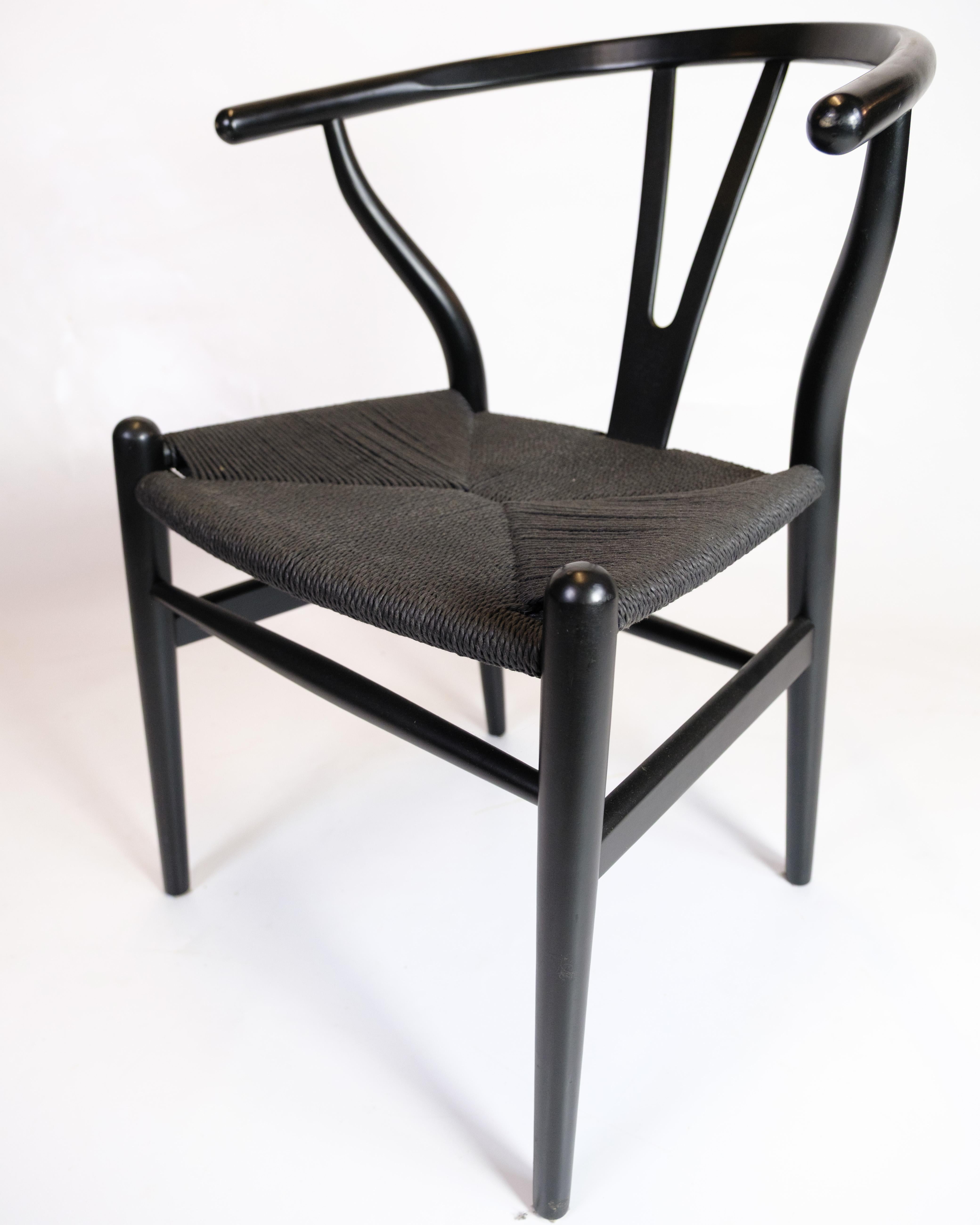 Set di quattro sedie Wishbone modello CH24 in nero di Hans J. Wegner in vendita 1