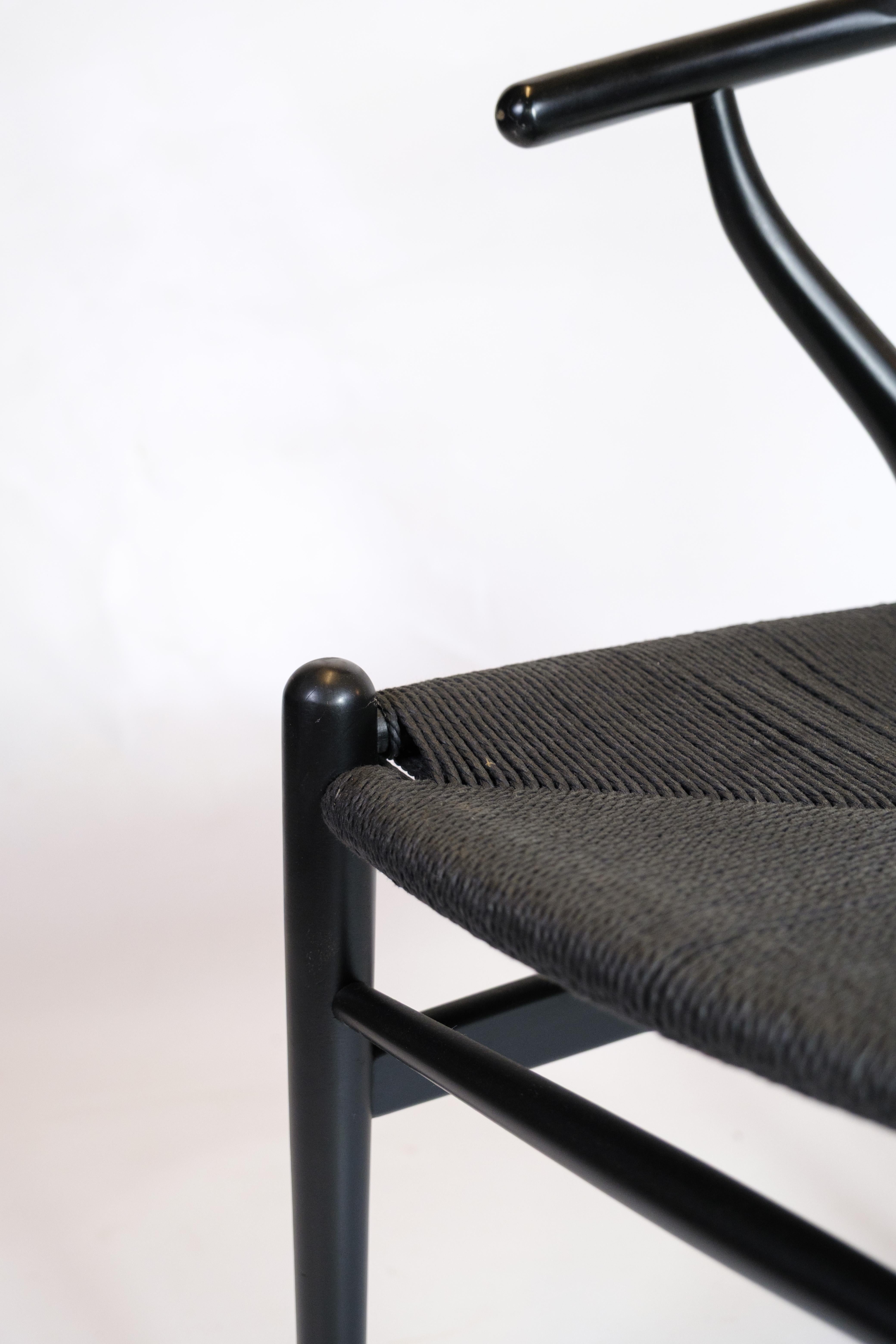 Set di quattro sedie Wishbone modello CH24 in nero di Hans J. Wegner in vendita 2