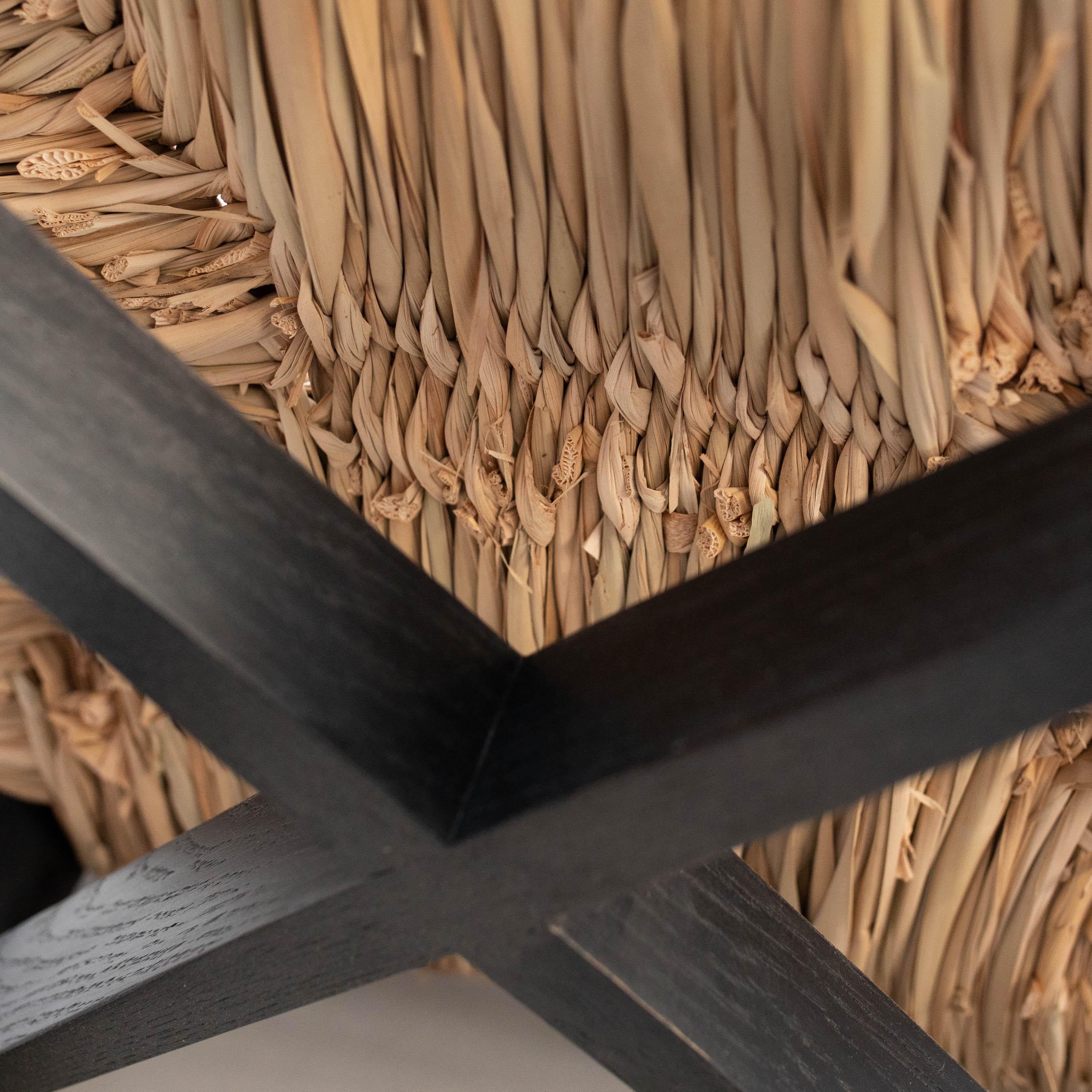 Ensemble de quatre chaises en bois et rotin d'après Charlotte Perriand - Circa 1980 en vente 7