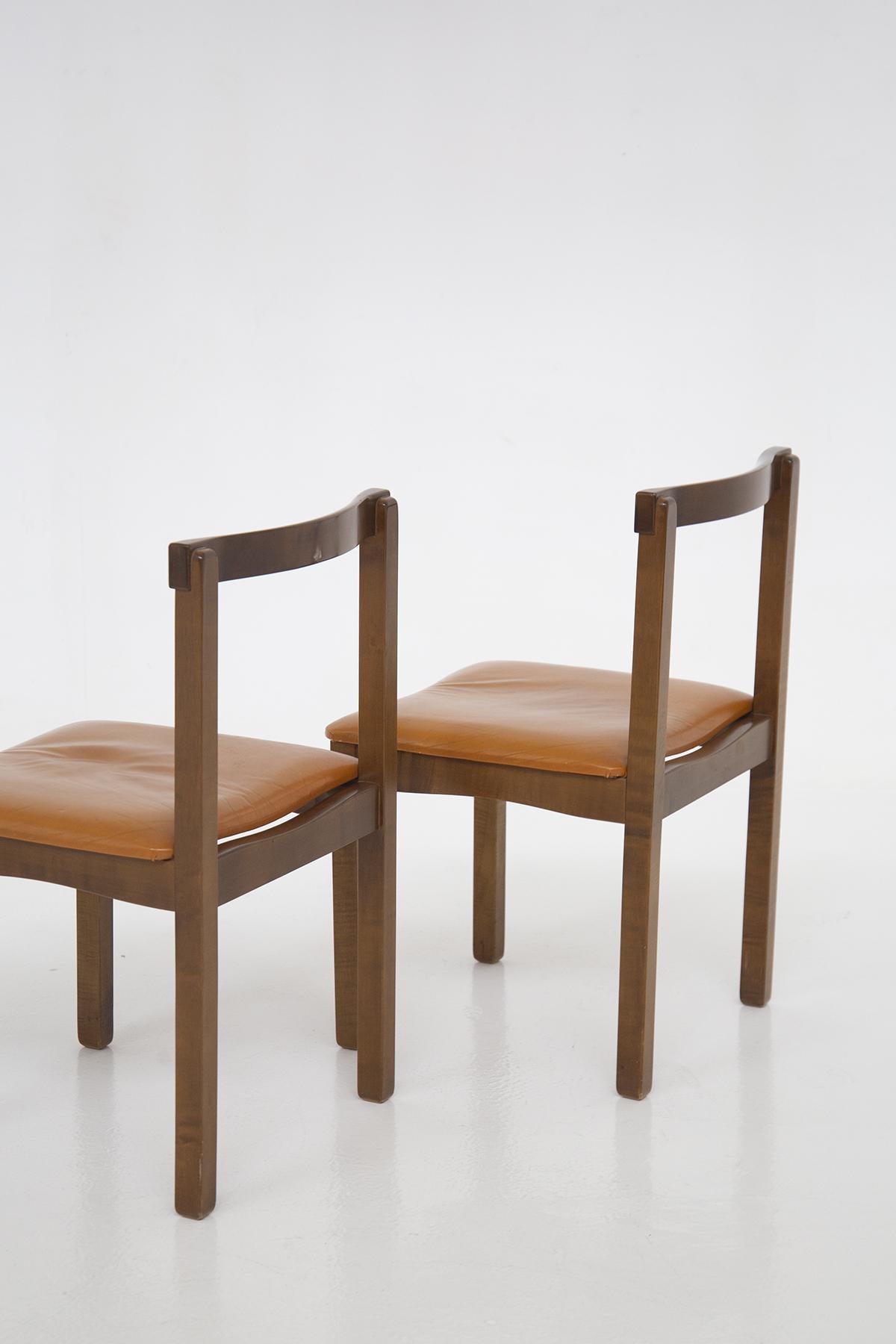 Mid-20th Century Set of Four Wooden Chairs by Vittorio Introini for Sormani For Sale