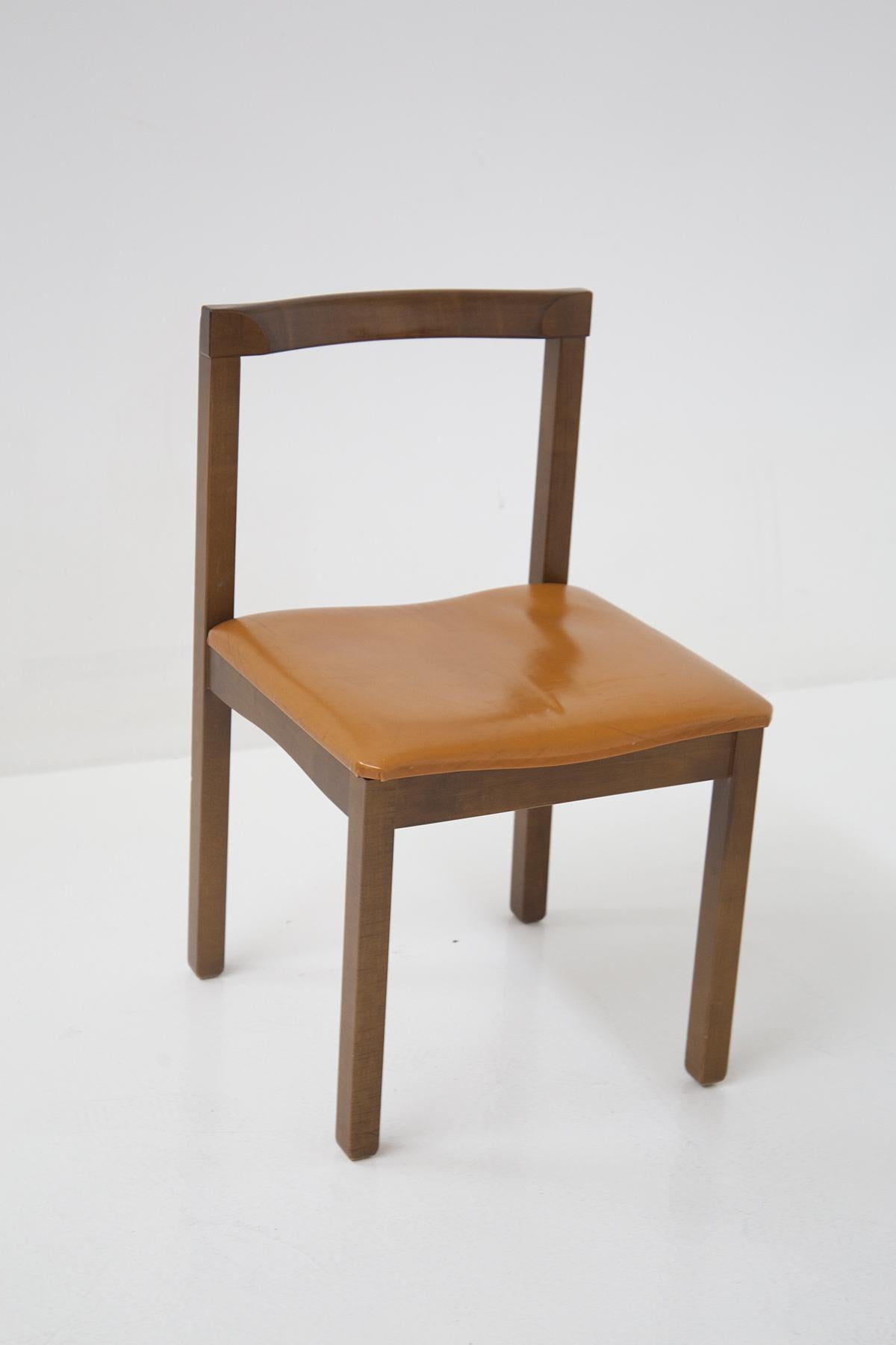 Leather Set of Four Wooden Chairs by Vittorio Introini for Sormani For Sale