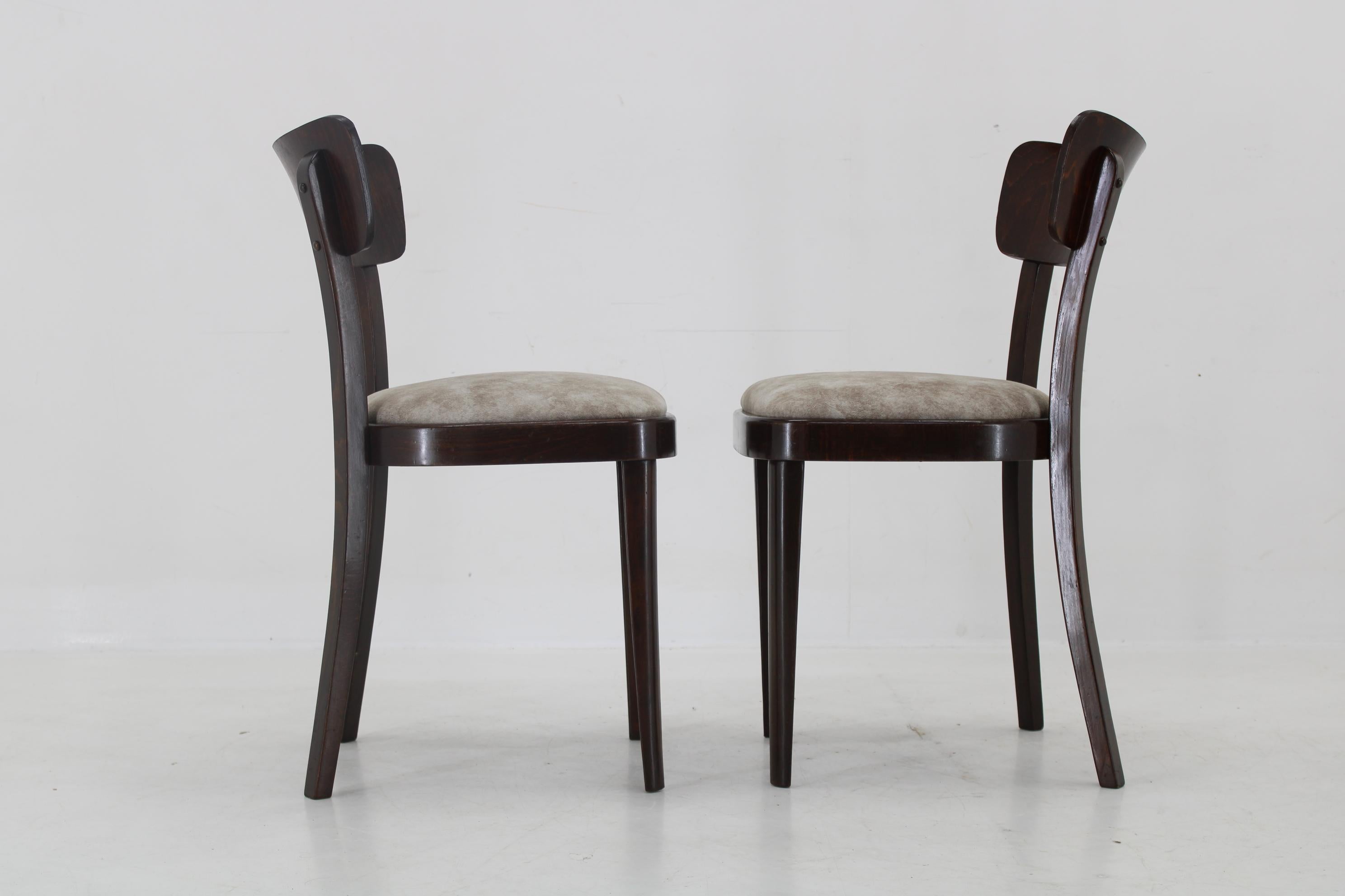Set di quattro sedie in legno, Thonet, anni '50 in vendita 1