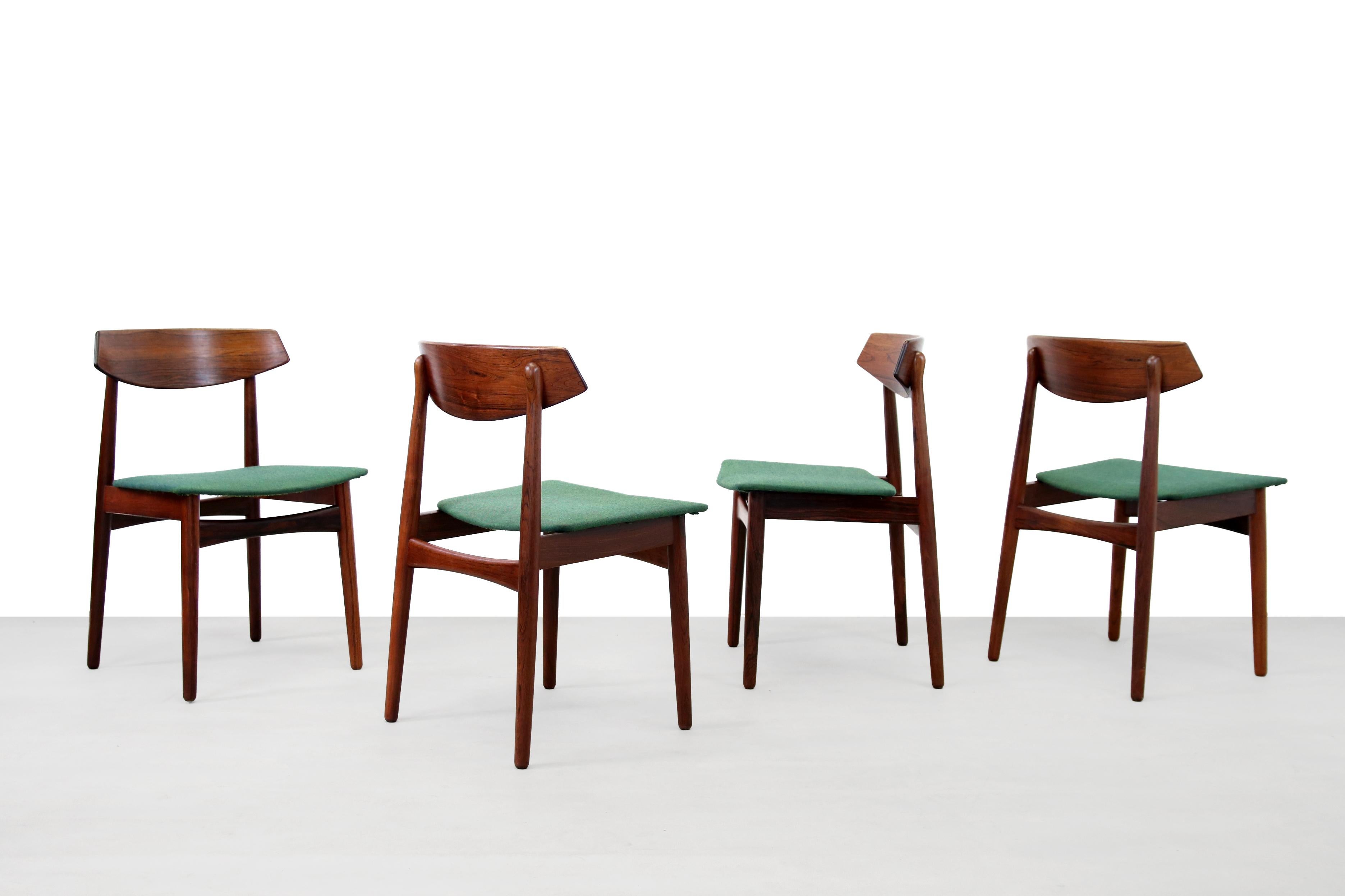 Set of 4 Mid Century teak Danish Design Chairs by Skovby Mobler, Denmark 1960's In Good Condition In Amsterdam, Noord Holland