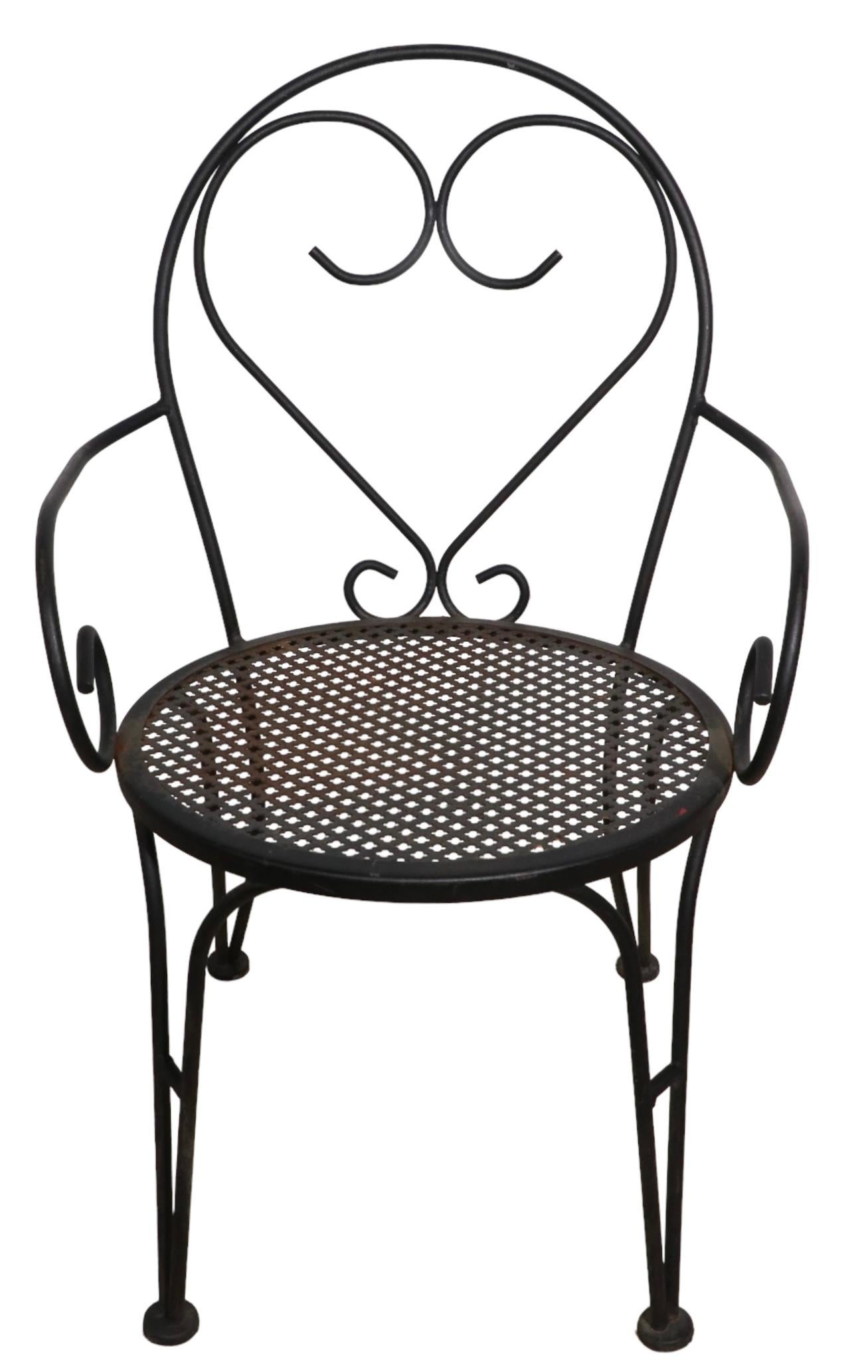 Set of Four Wrought Iron French Bistro Style Cafe Garden Patio Chairs 1