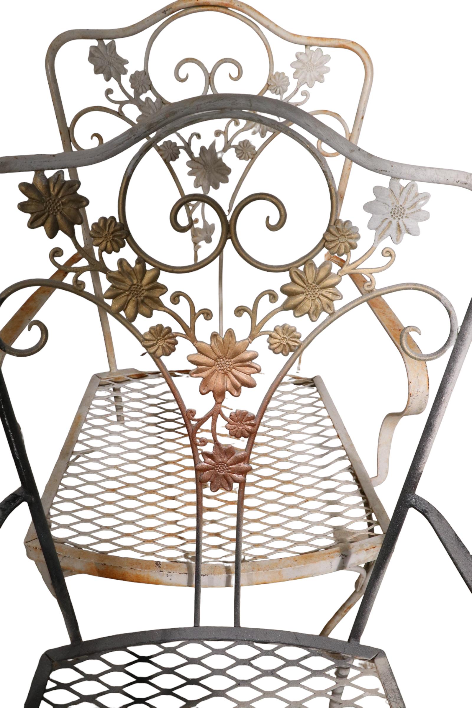 Set of Four Wrought Iron Garden Patio Dining Chars Orleans for Woodard 1950/1960 For Sale 3