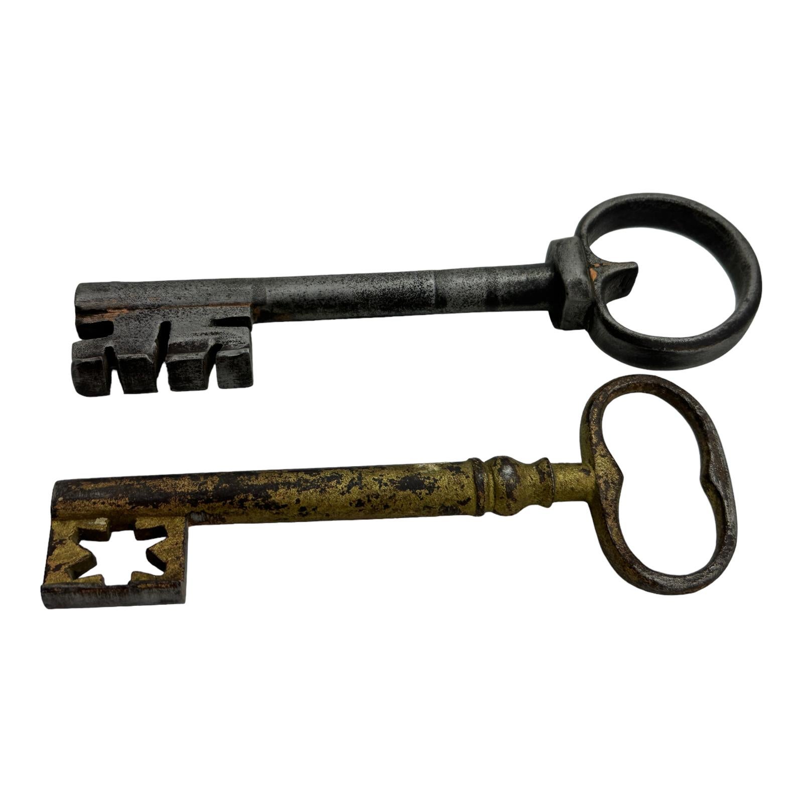18th Century and Earlier Set of four Wrought Iron Skeleton Key Antique German Folk Art, 18th Century For Sale