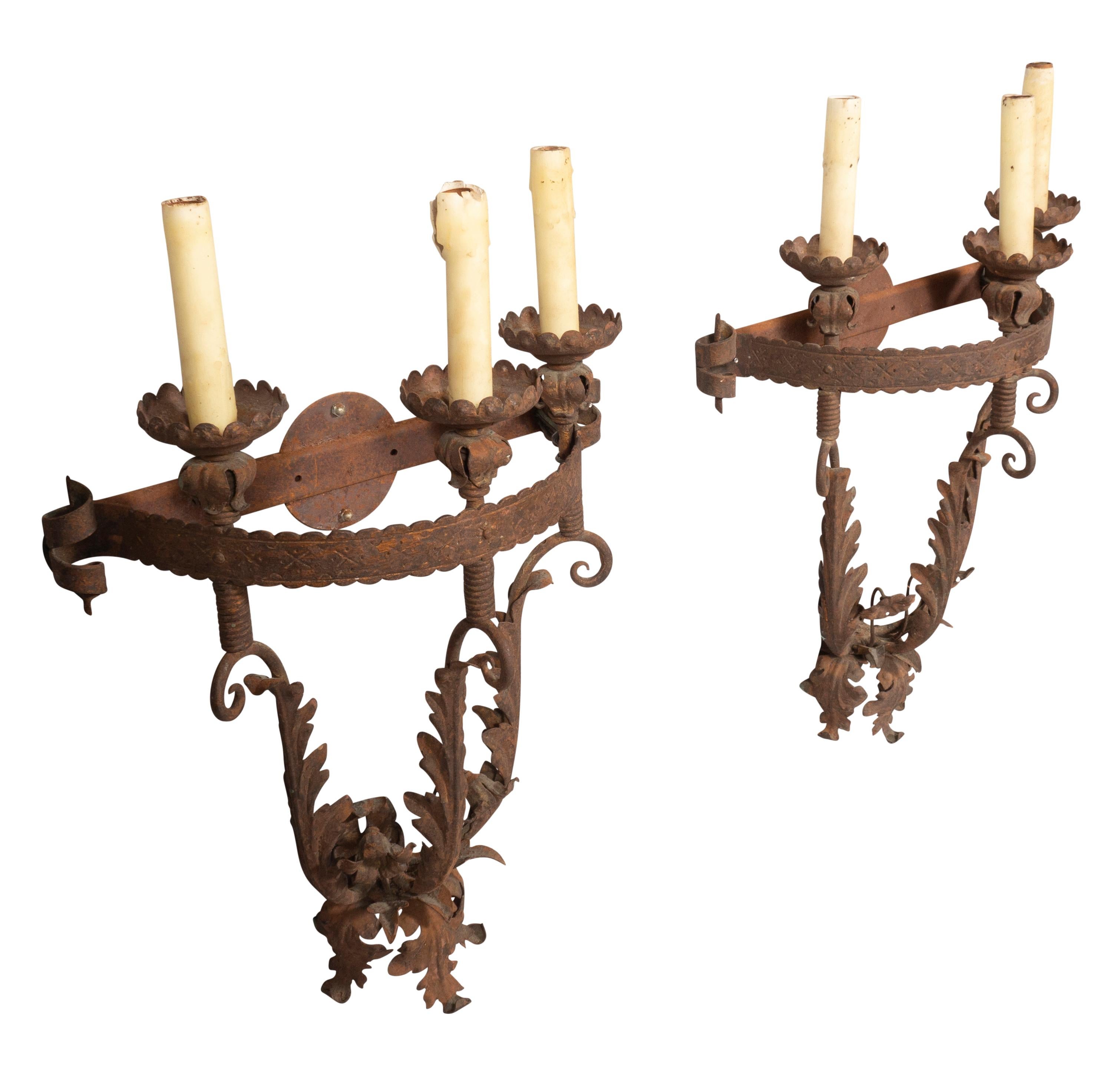 Set of 4 Wrought Iron Wall Sconces 4