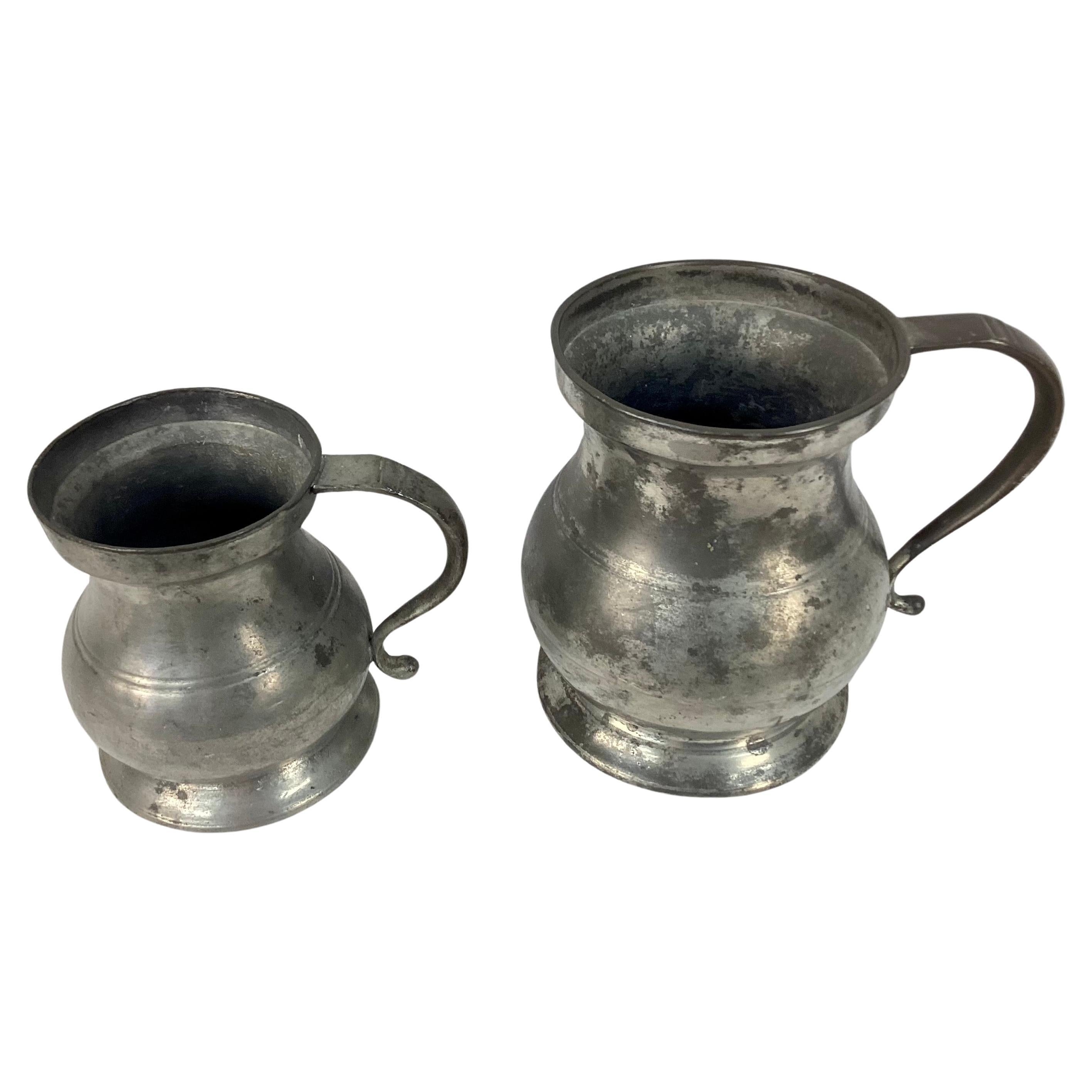 Set Of Four Yates & Birch English Pewter Graduated Pitchers In Good Condition For Sale In Bradenton, FL