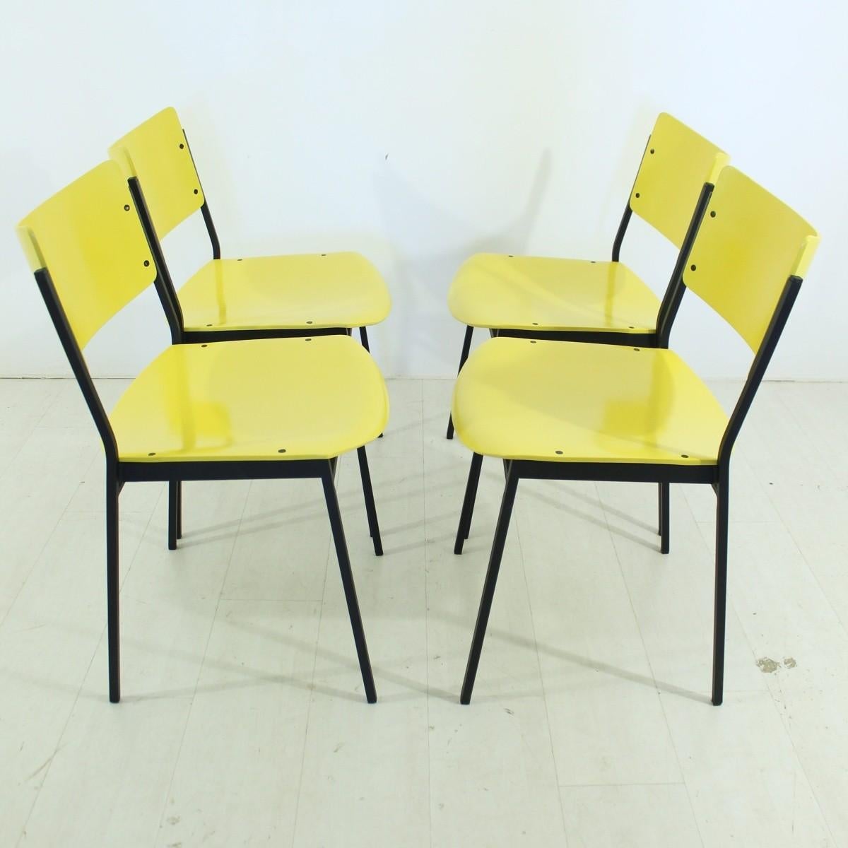 Mid-Century Modern Set of Four Yellow 1960s Vintage Chairs