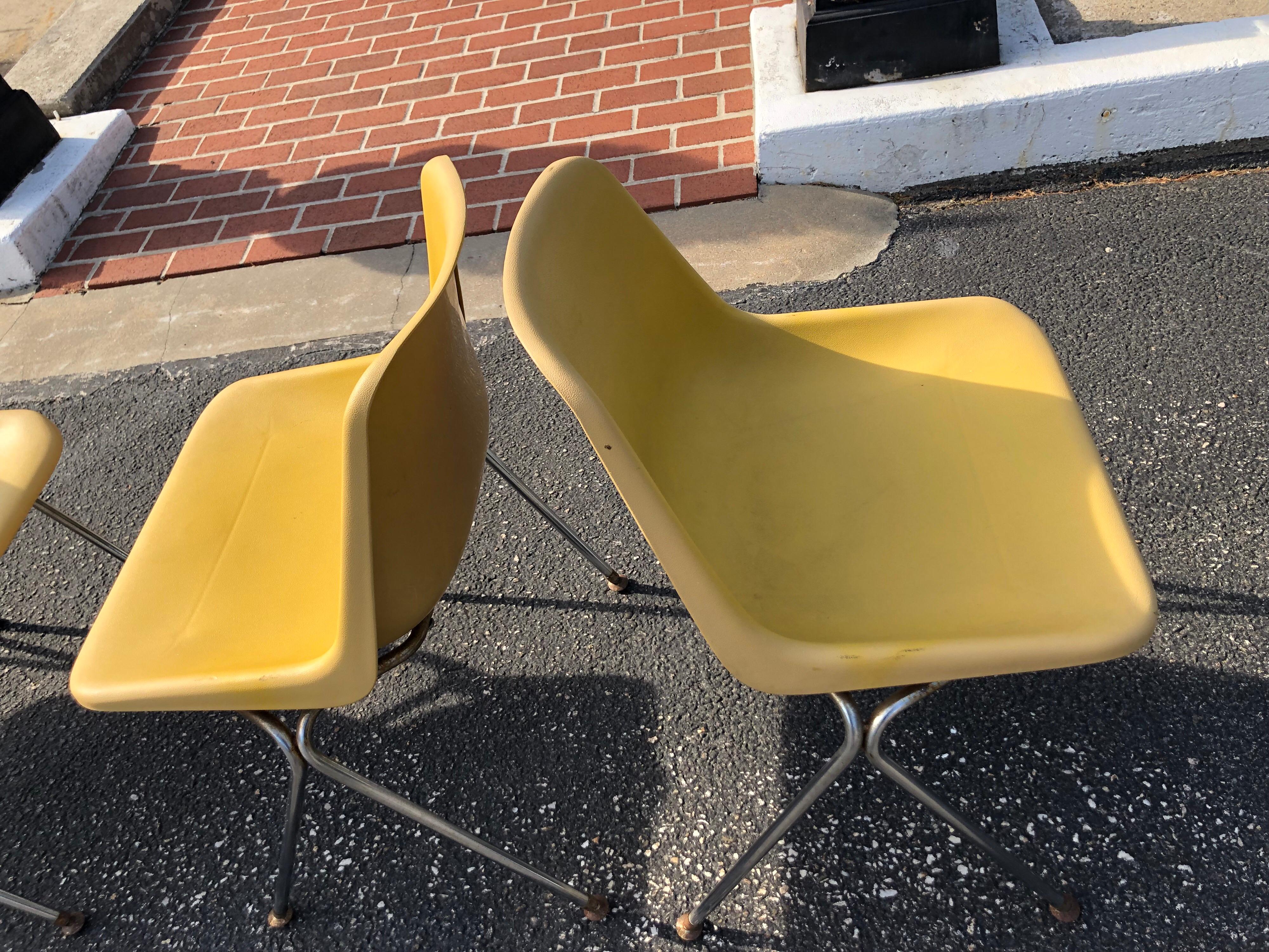 Set of Three Yellow Jon Stewart Stackable Shell Chairs 5
