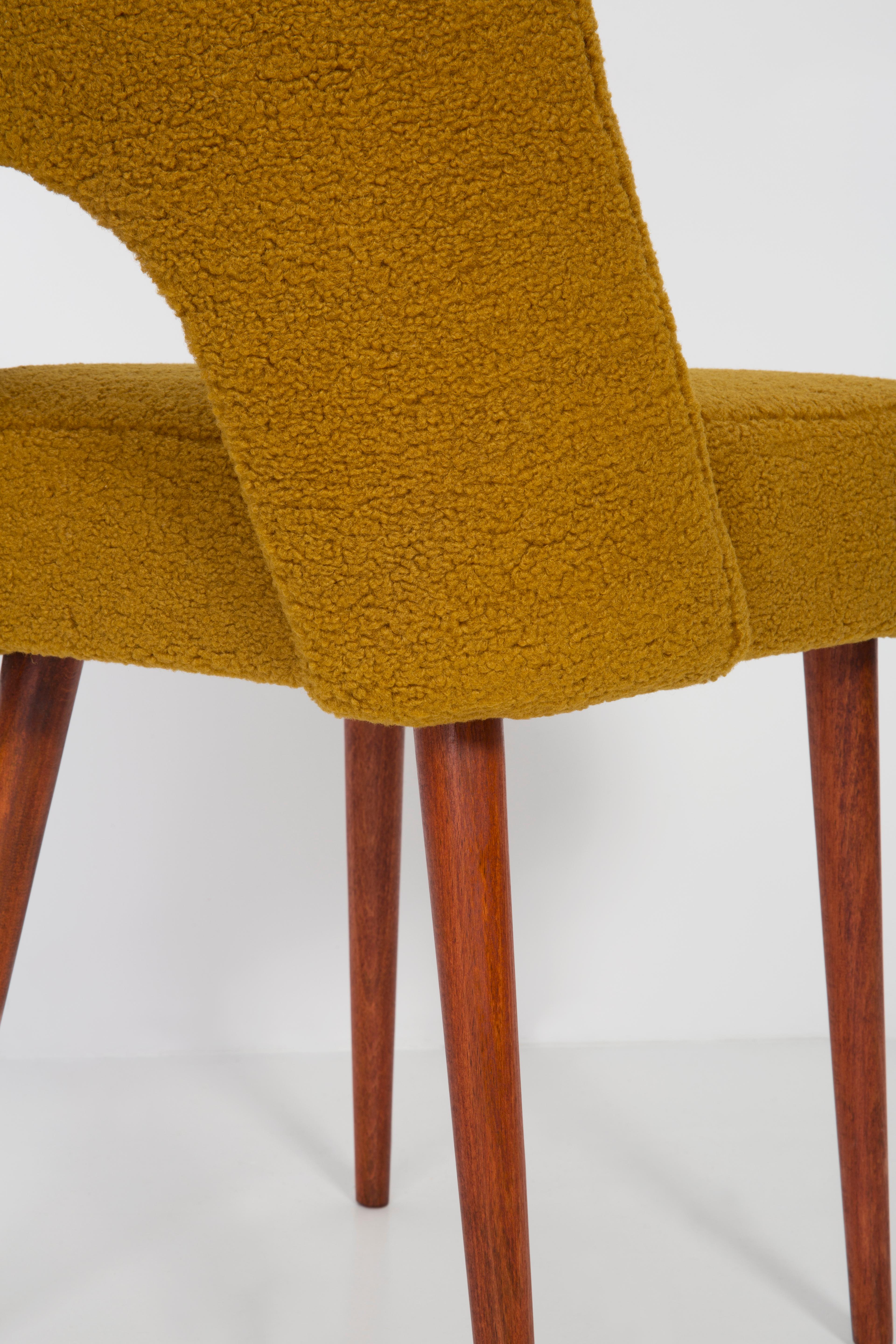 Set of Four Yellow Ochre Boucle 'Shell' Chairs, 1960s For Sale 5