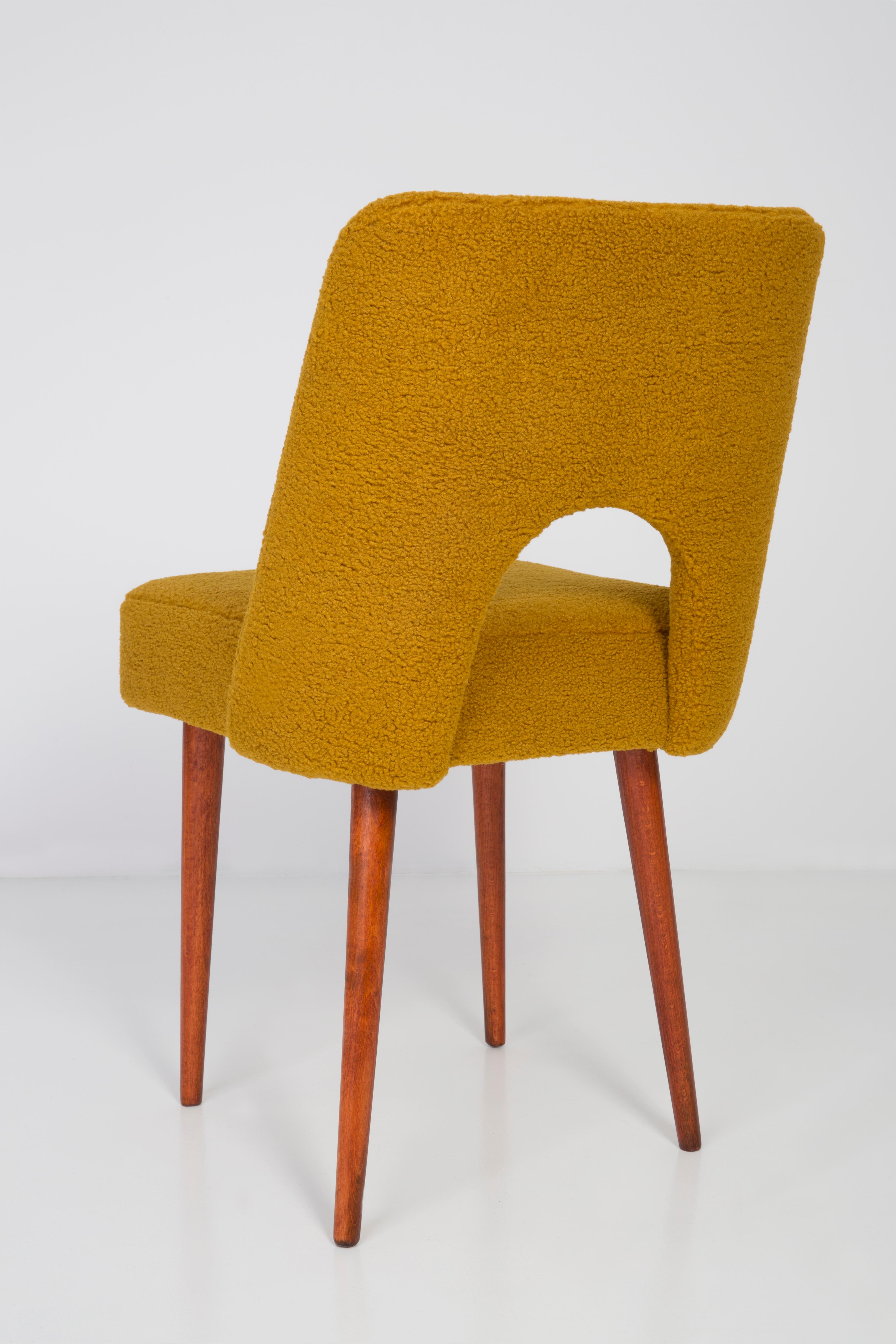 Set of Four Yellow Ochre Boucle 'Shell' Chairs, 1960s For Sale 9