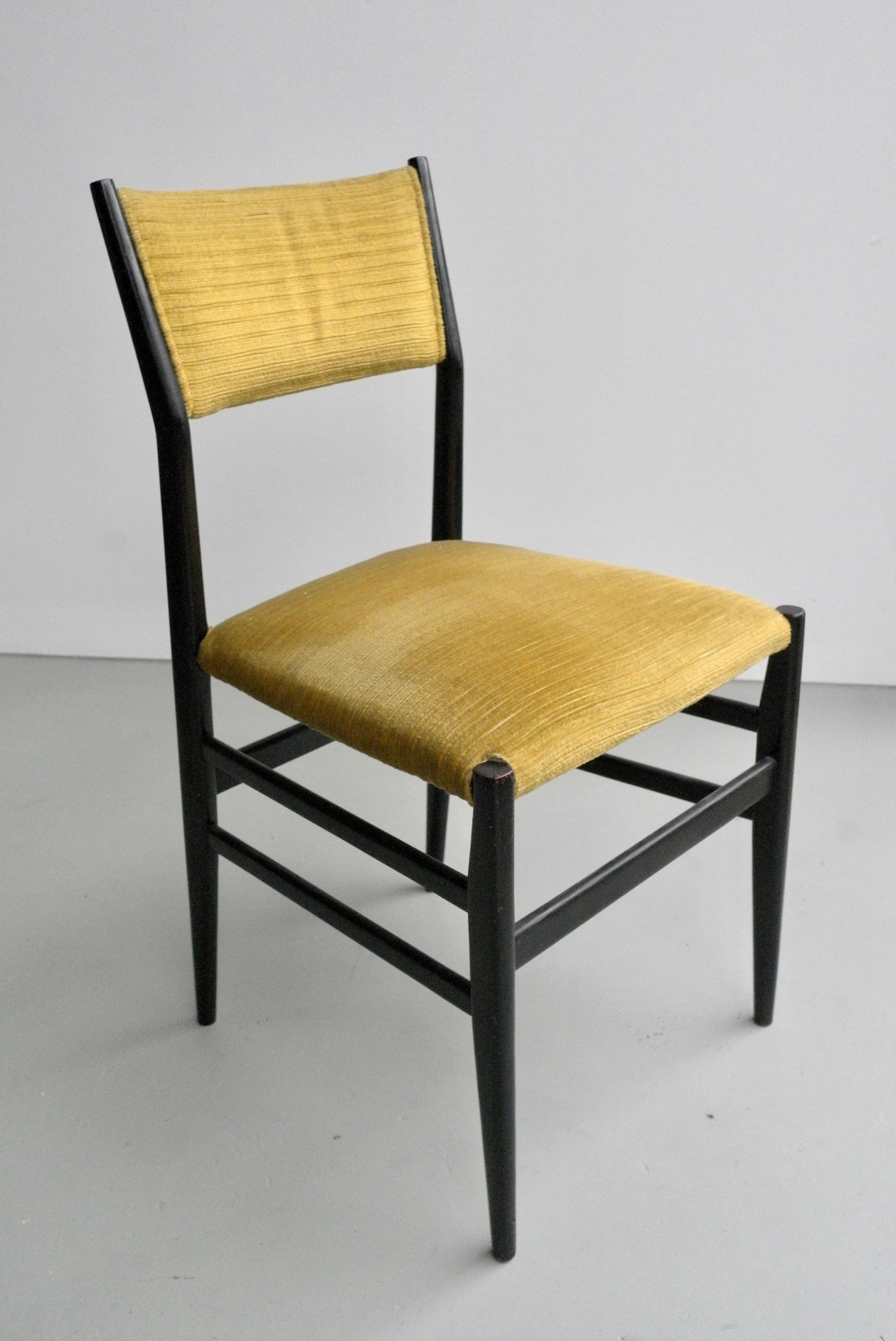 Set of Four Yellow Velvet Leggera Chairs 646/3 by Gio Ponti, Italy, 1954  1