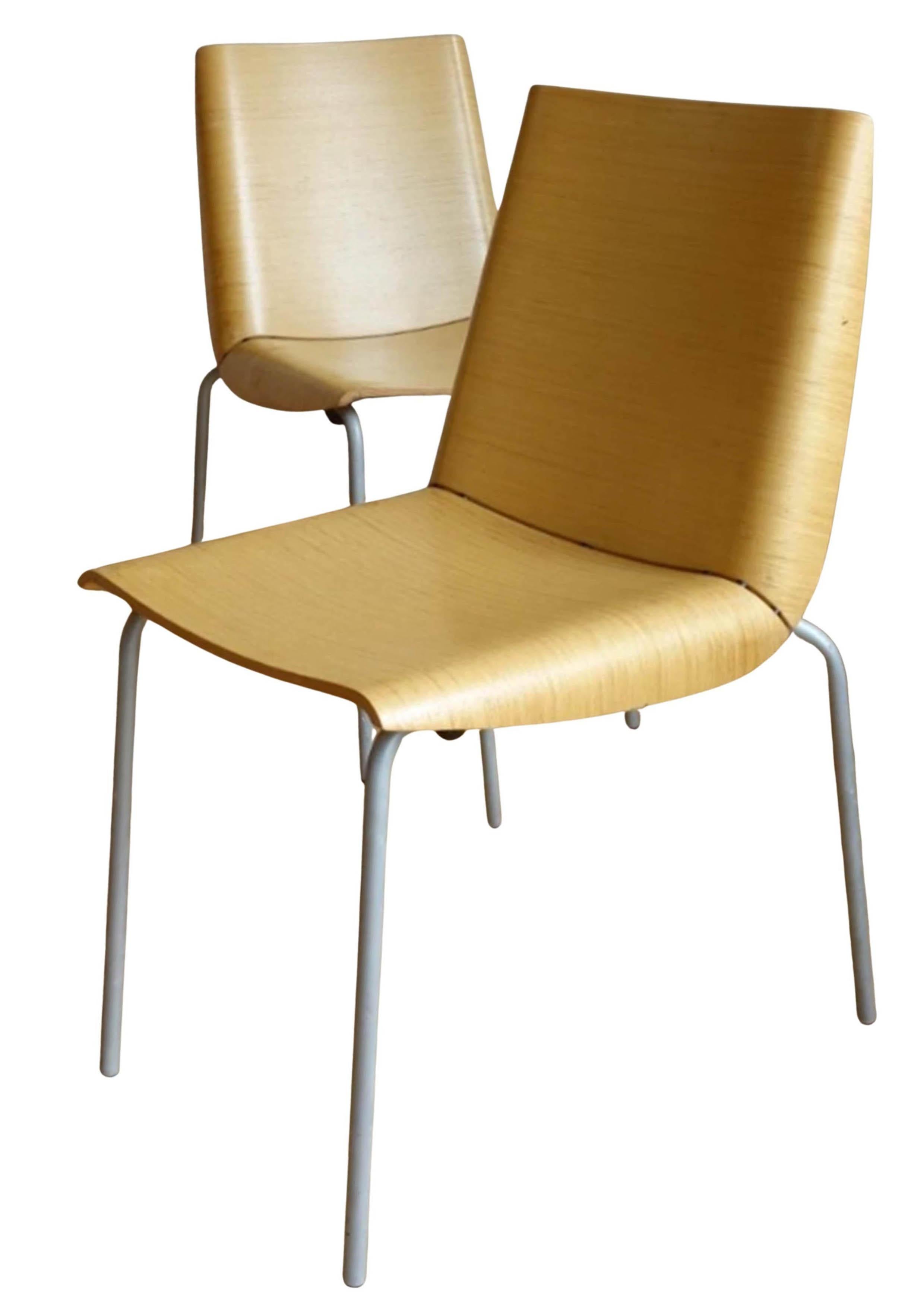 Ensemble de quatre chaises empilables en bois zébré de Cisotti & Laub Bon état - En vente à Reading, Berkshire