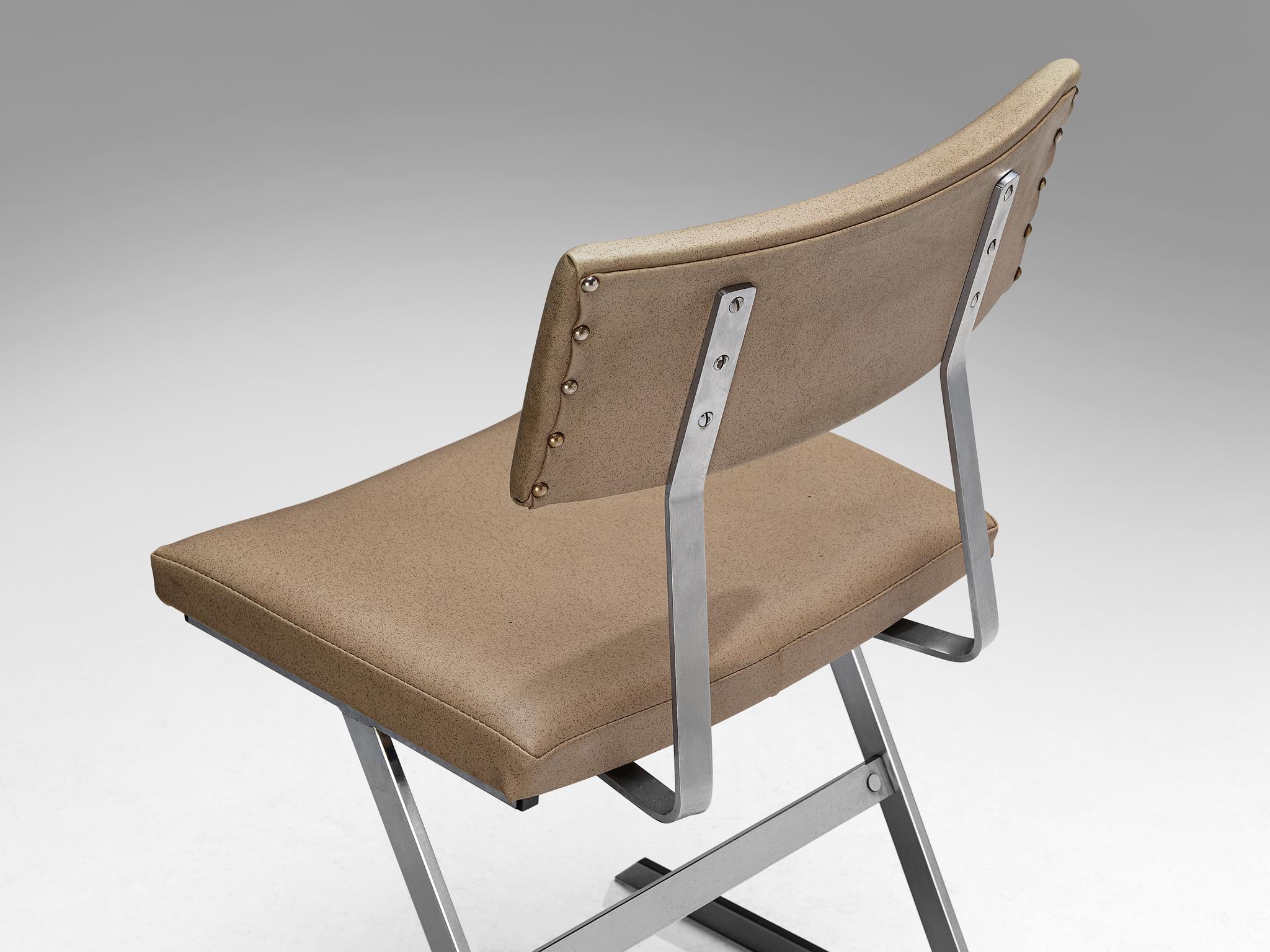 Set aus vier 'Zig Zag'-Stühlen aus Stahl und Kunstleder in Taupe  im Angebot 1