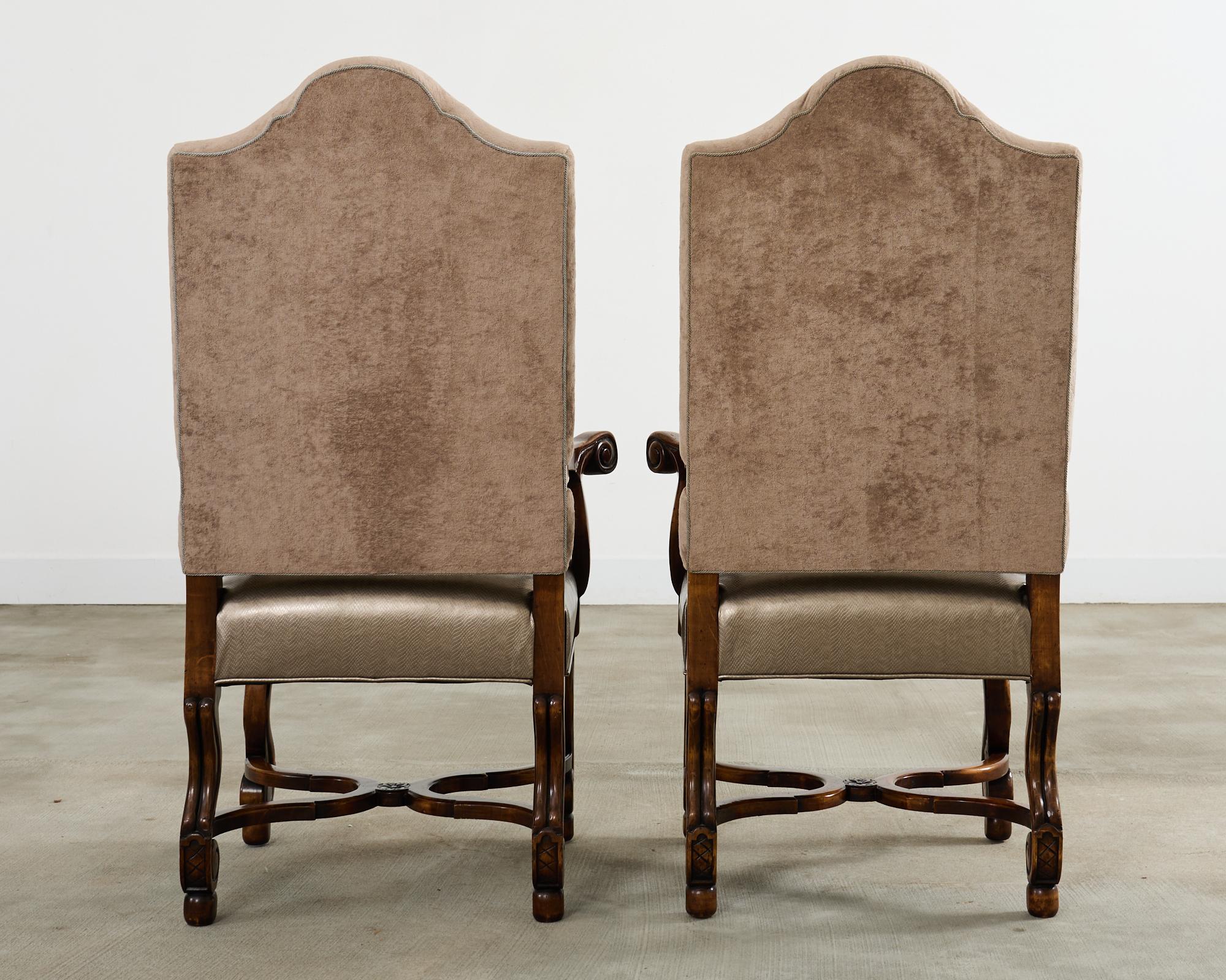 Ensemble de quatorze chaises de salle à manger Os de Mouton de style baroque en vente 4