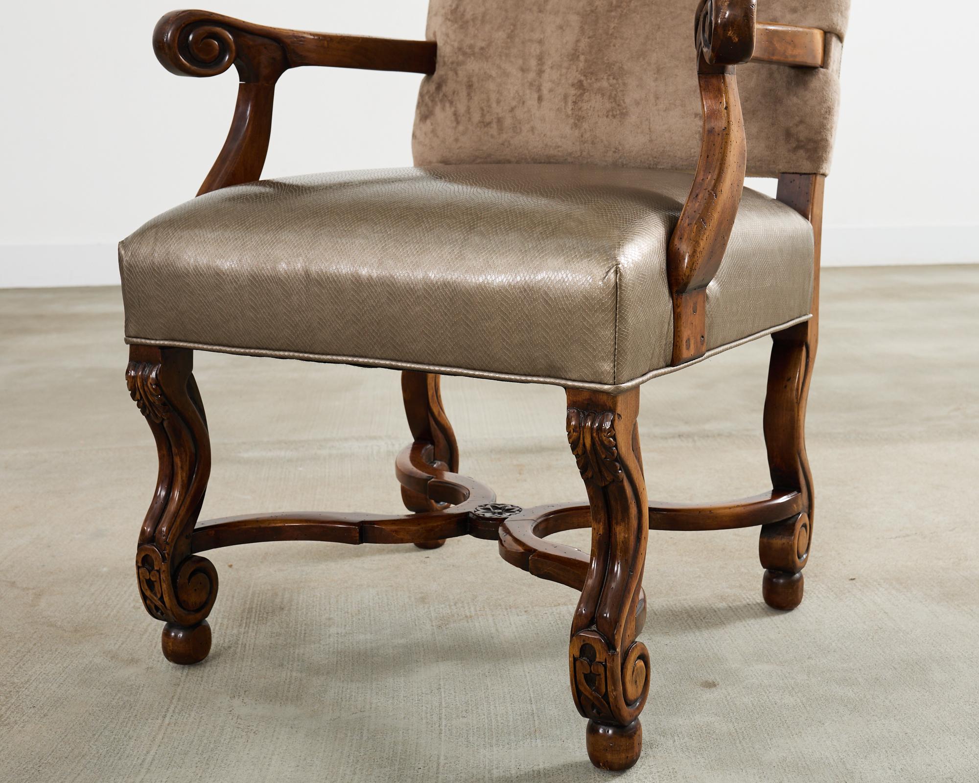 Ensemble de quatorze chaises de salle à manger Os de Mouton de style baroque en vente 6