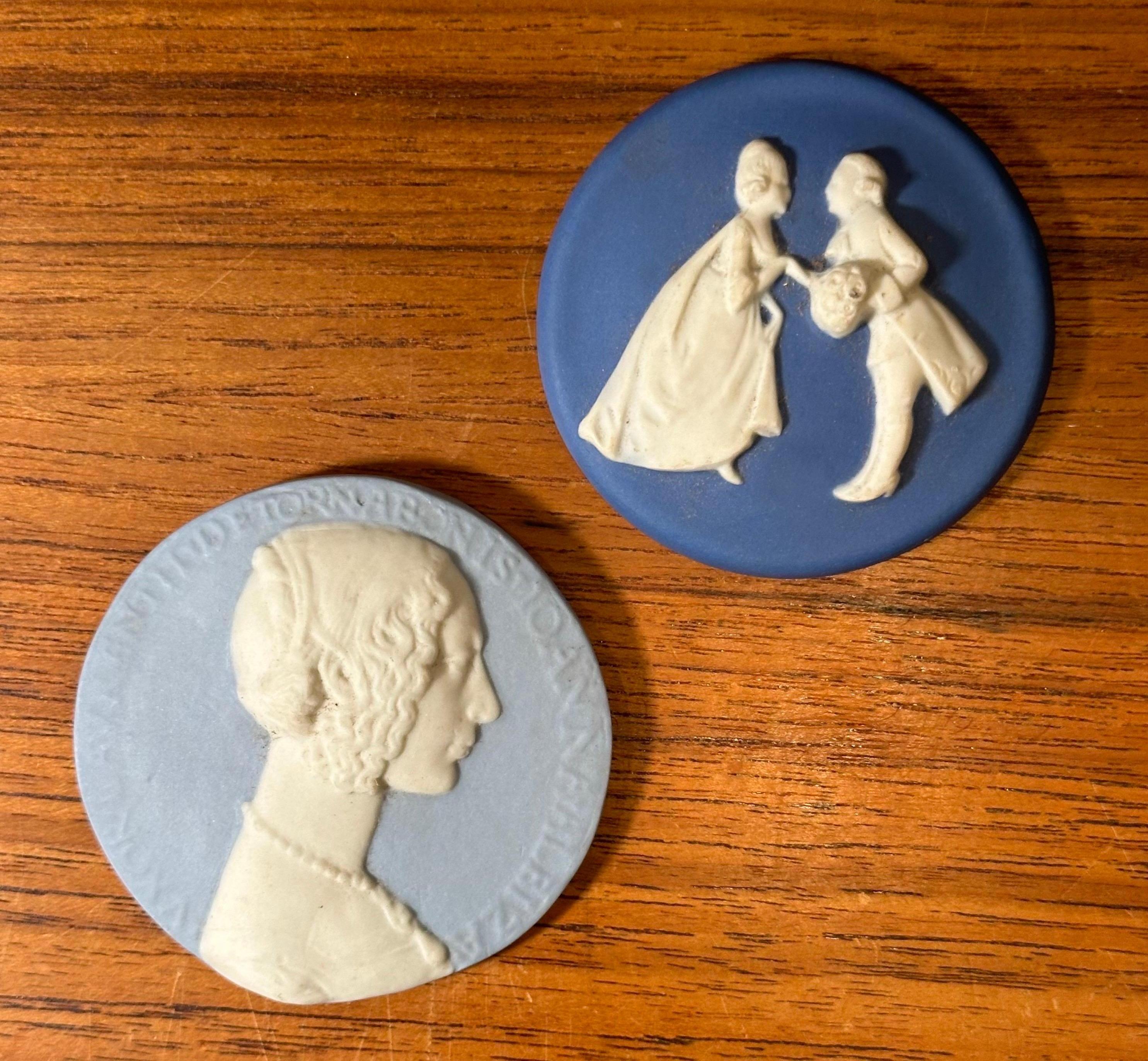 Set of Fourteen Jasperware Cameo Medallions by Wedgwood For Sale 6