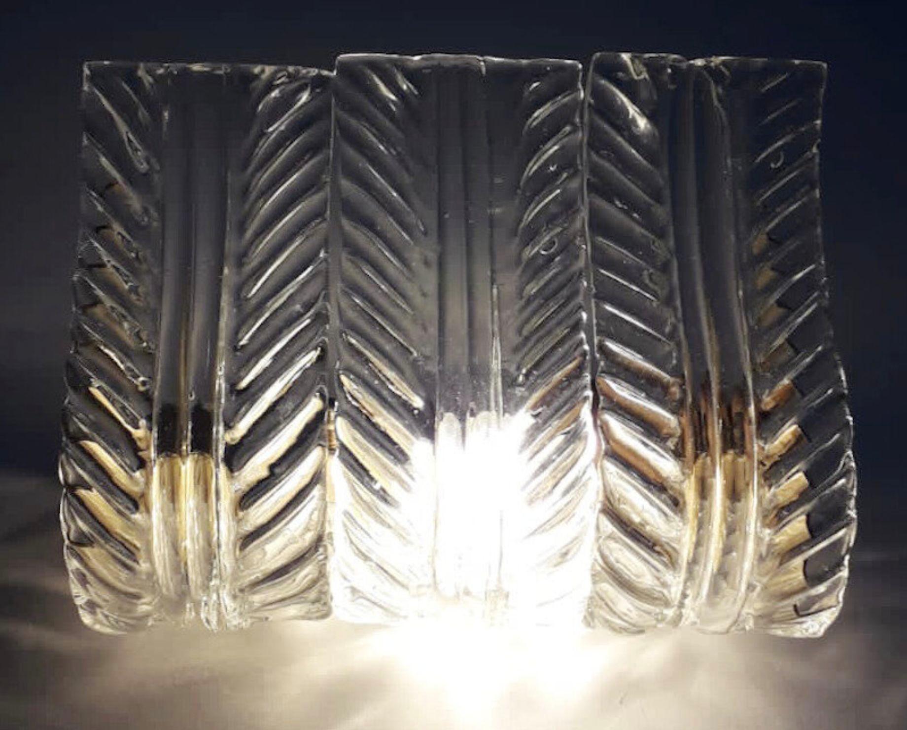 Late 20th Century Set of Fourteen Sconces w/ Clear Murano Glass Leaves by Maria Maggi Italy 1990's For Sale