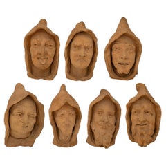 set di busti in terracotta francesi del XIX secolo raffiguranti i sette peccati capitali, opera di Florian