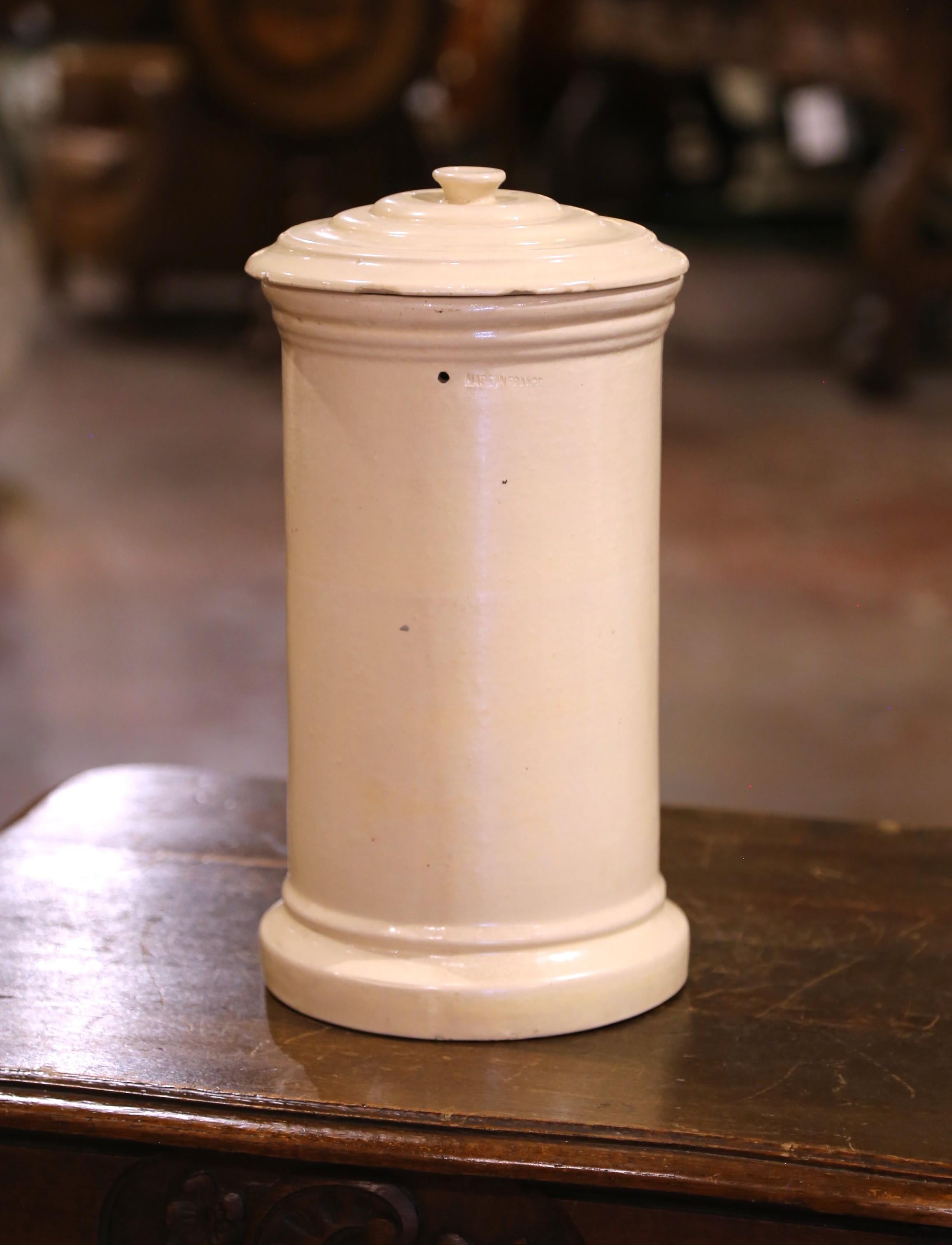Set of French Apothecary Pasteur Water Filters in Cream Glaze, 19th Century For Sale 7