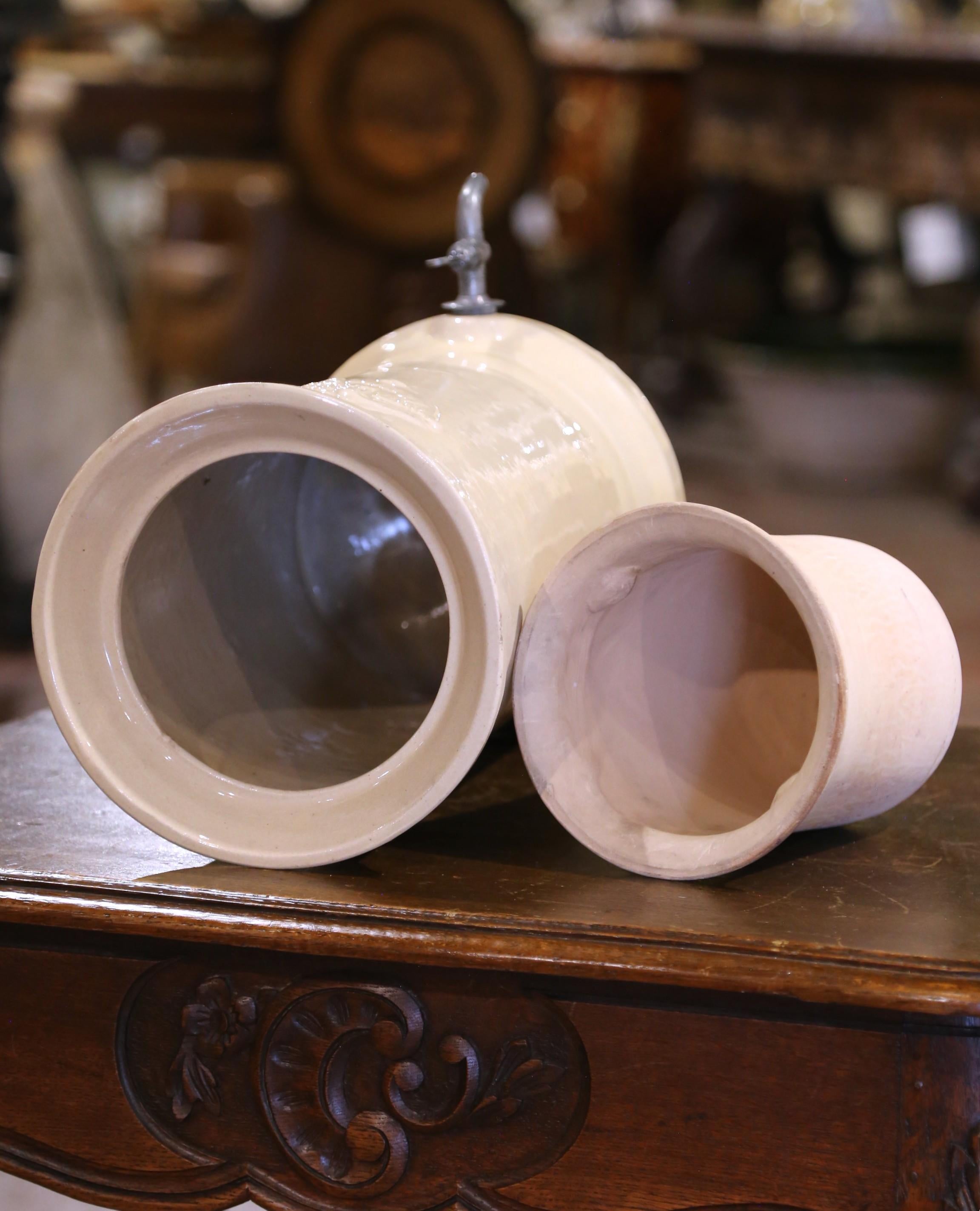 Set of French Apothecary Pasteur Water Filters in Cream Glaze, 19th Century For Sale 2