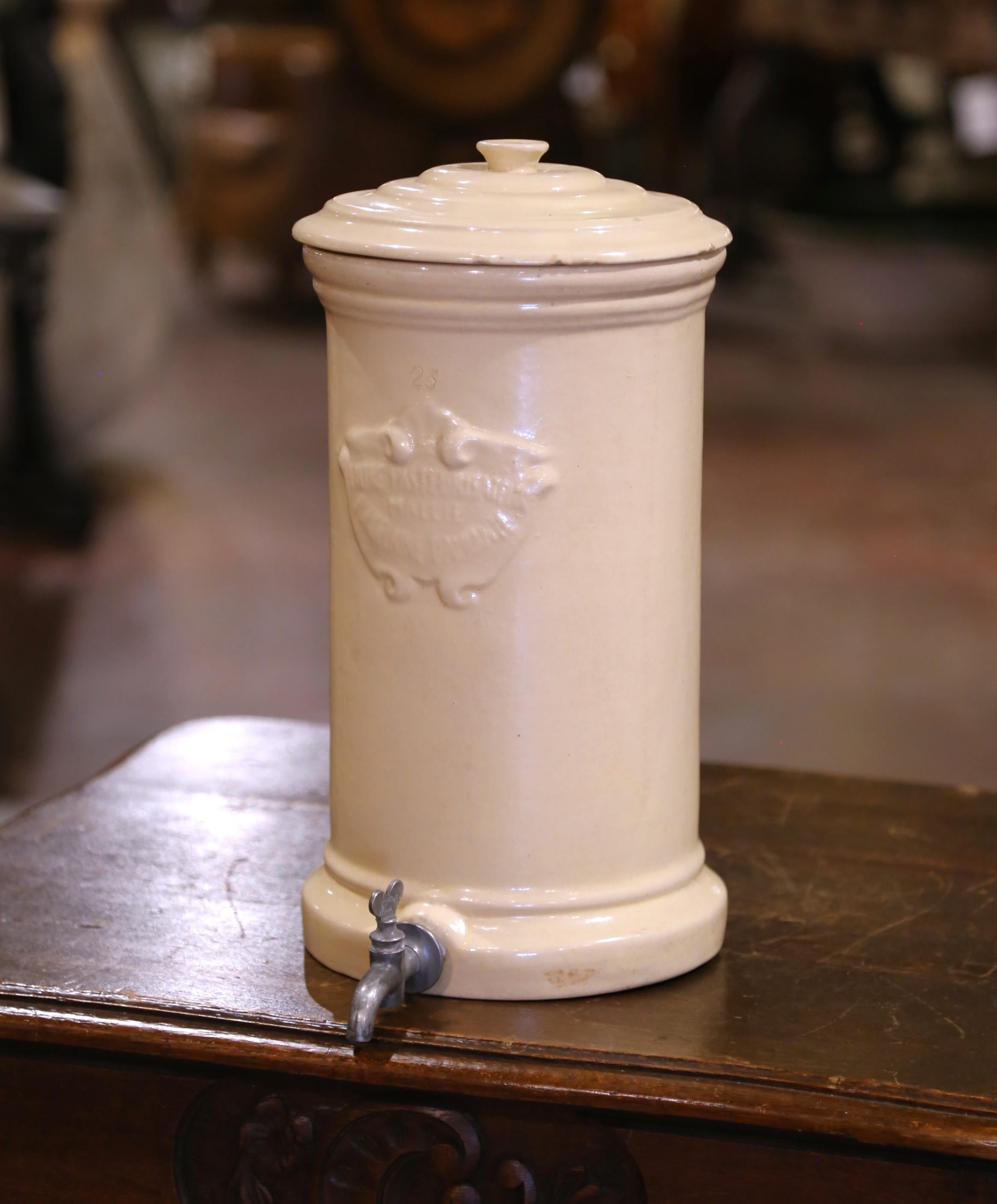 Set of French Apothecary Pasteur Water Filters in Cream Glaze, 19th Century For Sale 4