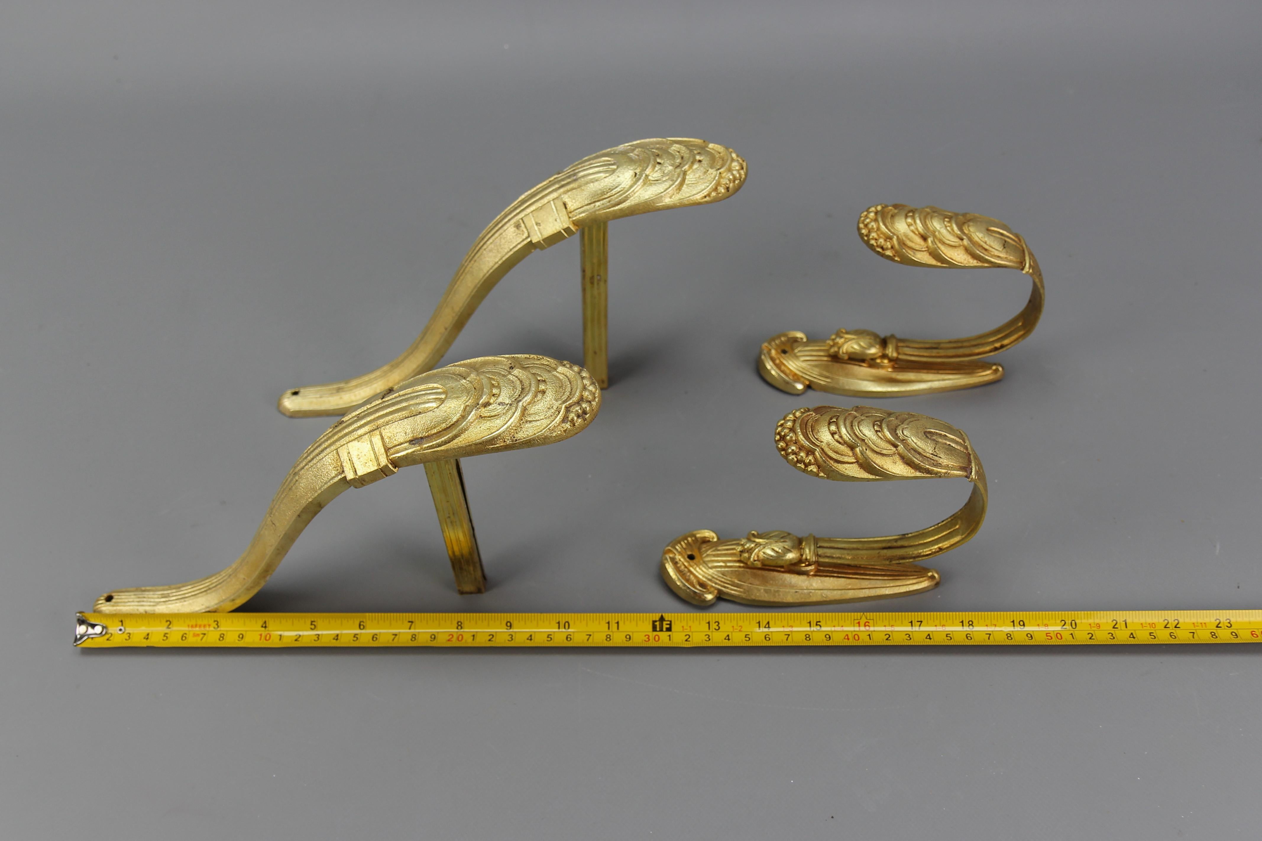 Set of French Art Deco Bronze Curtain Rod Support Brackets and Tiebacks, ca 1930 For Sale 12