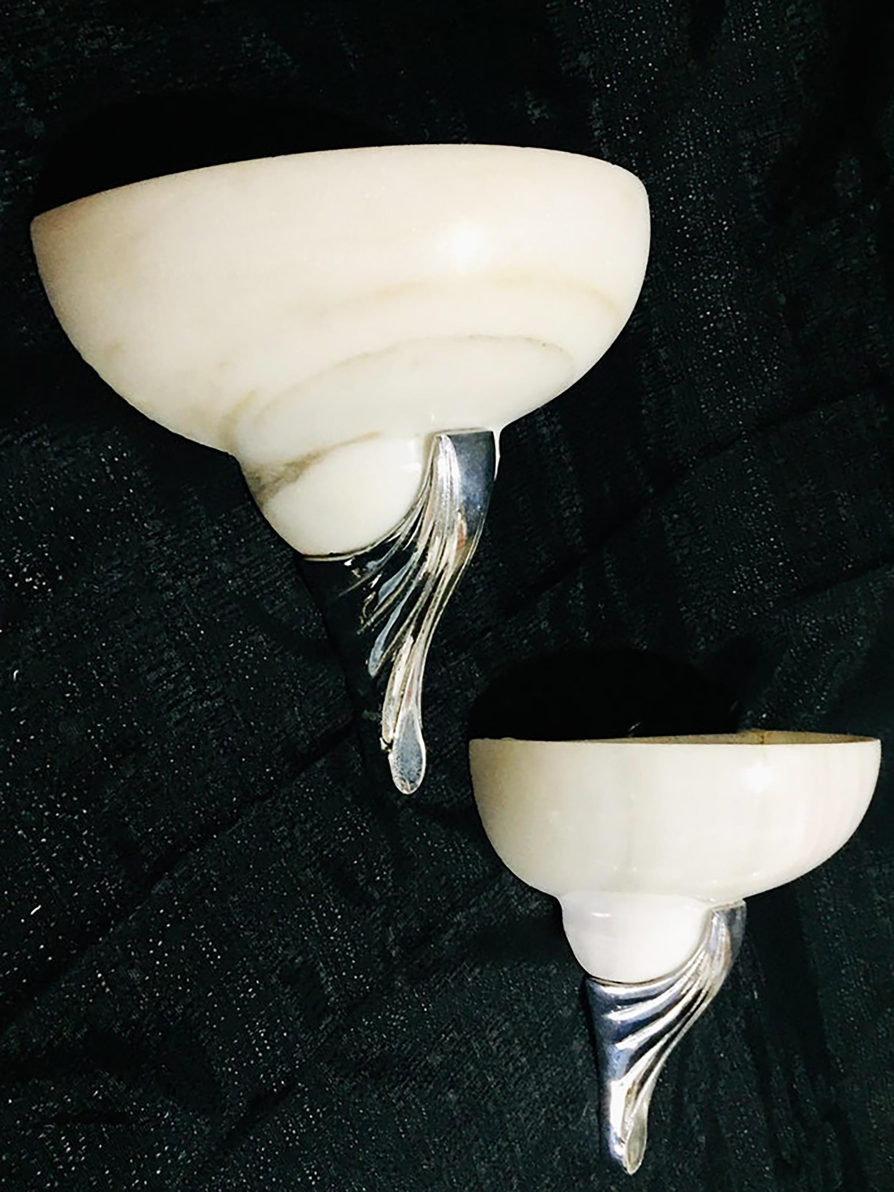 Mid-20th Century Set of French Art Deco Polished Chrome-Plated and White Alabaster Wall Sconces