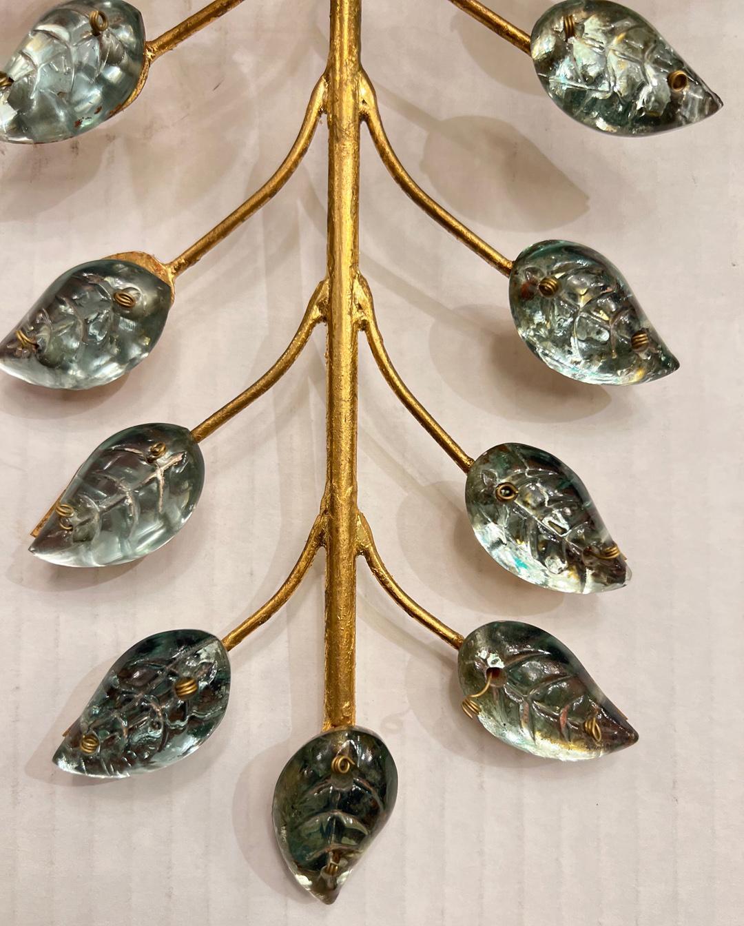 Juego de candelabros franceses de metal dorado, se venden por pareja en Bueno estado para la venta en New York, NY
